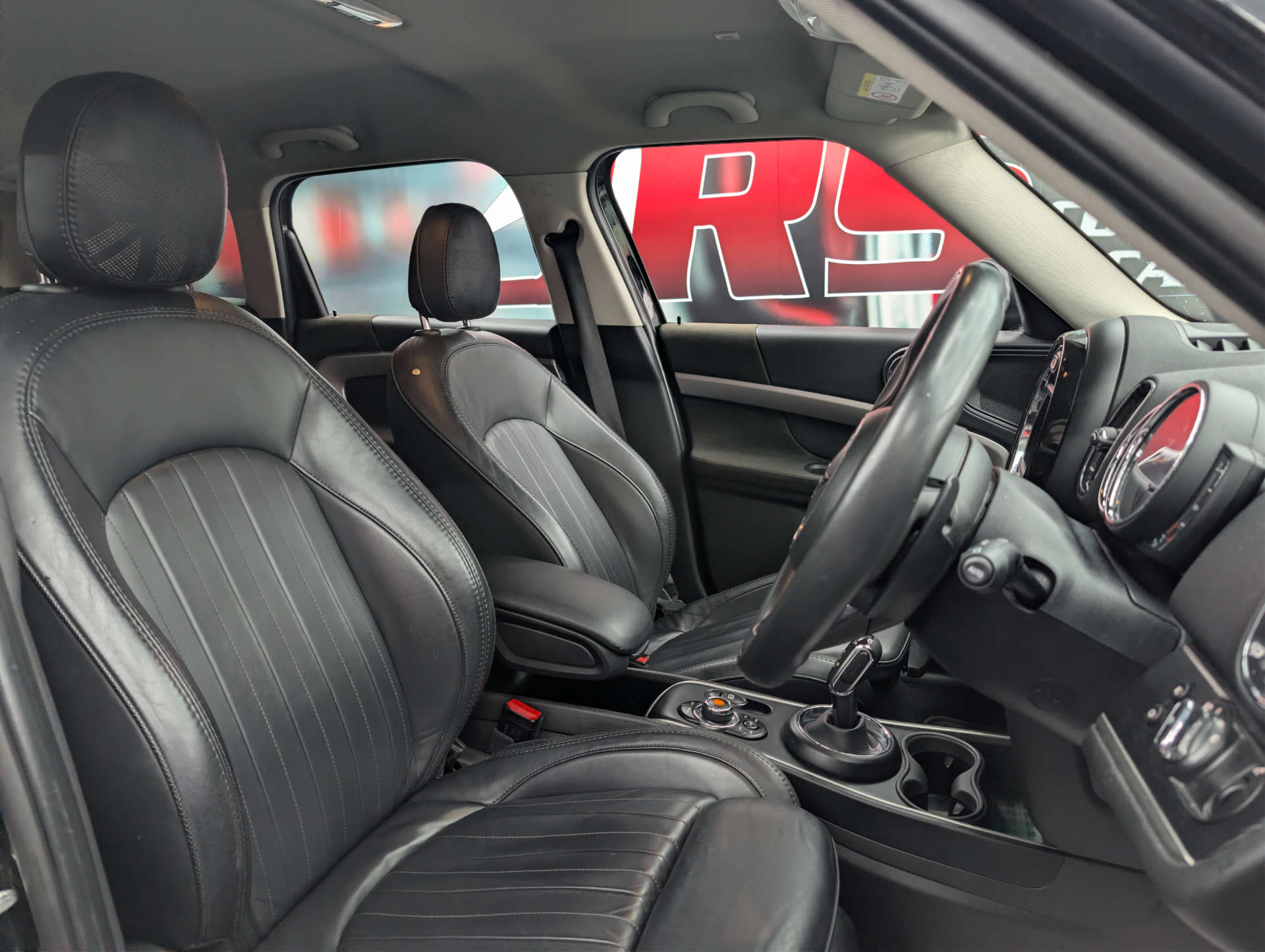 2020 MINI COUNTRYMAN 2.0 Countryman Cooper S Exclusive Auto 5dr - vehicle photo 11 for sale on PureCar
