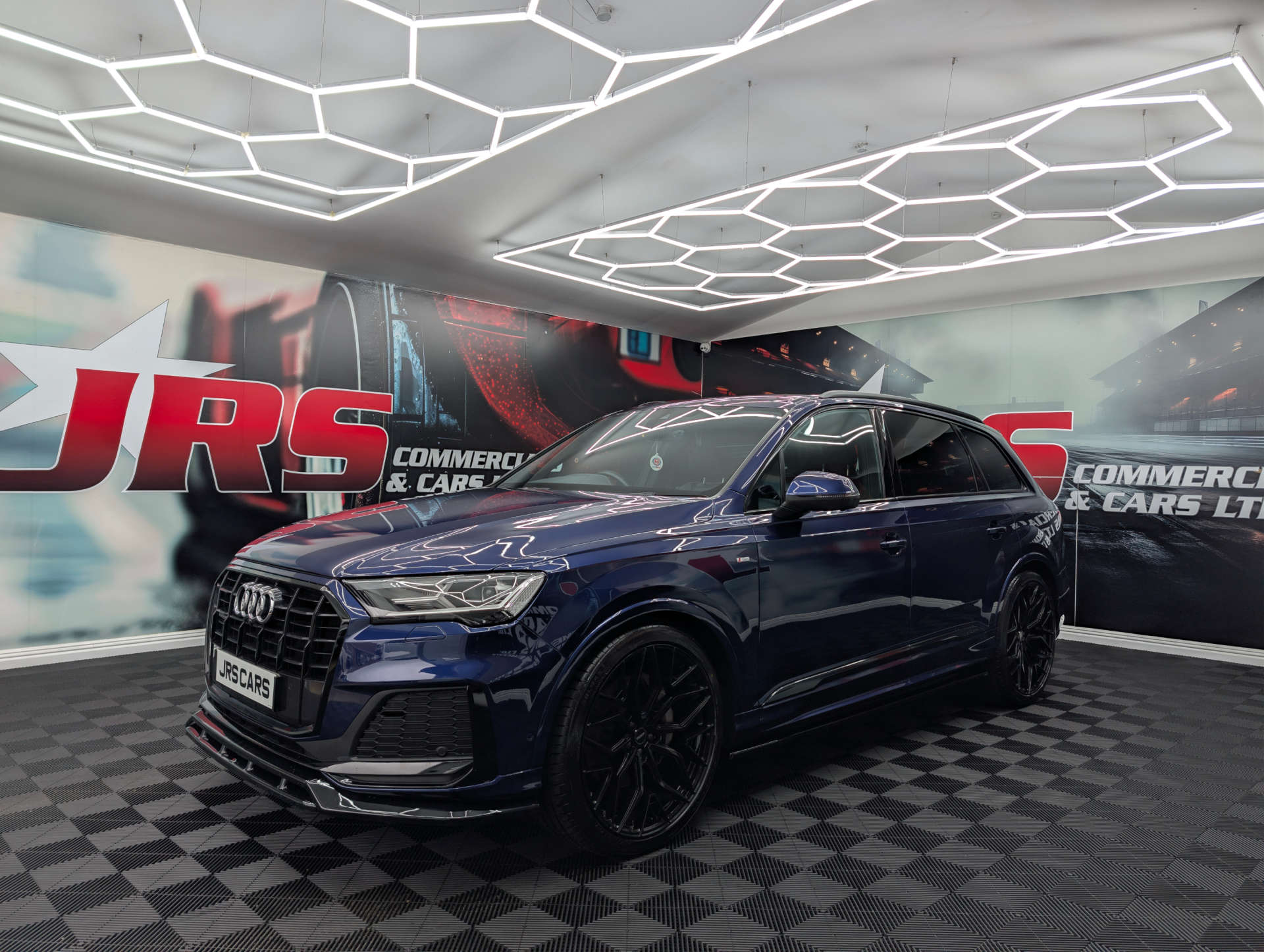 2023 AUDI Q7 S Line - vehicle photo 3 for sale on PureCar