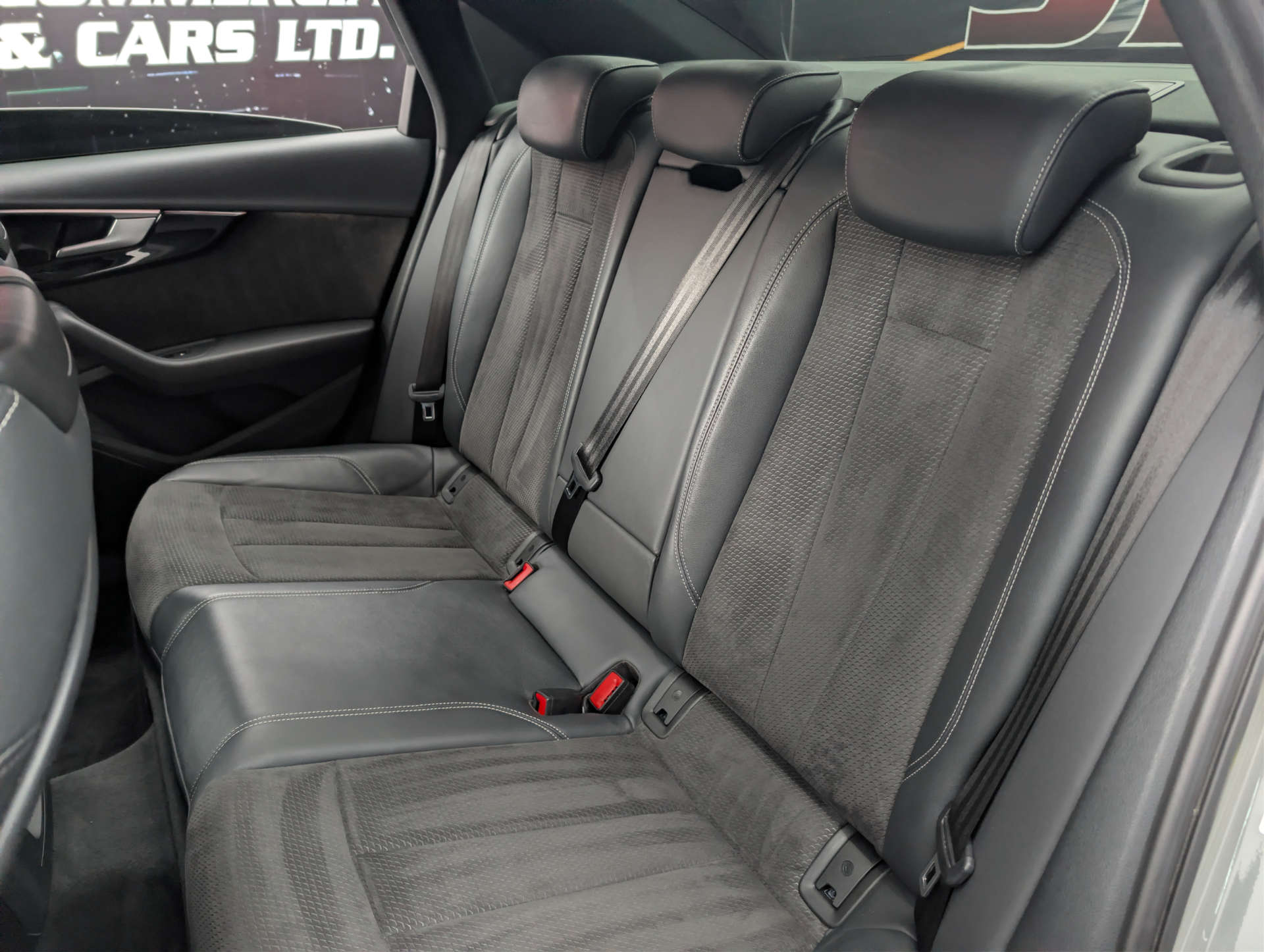 2019 AUDI A4 Black Edition - vehicle photo 18 for sale on PureCar
