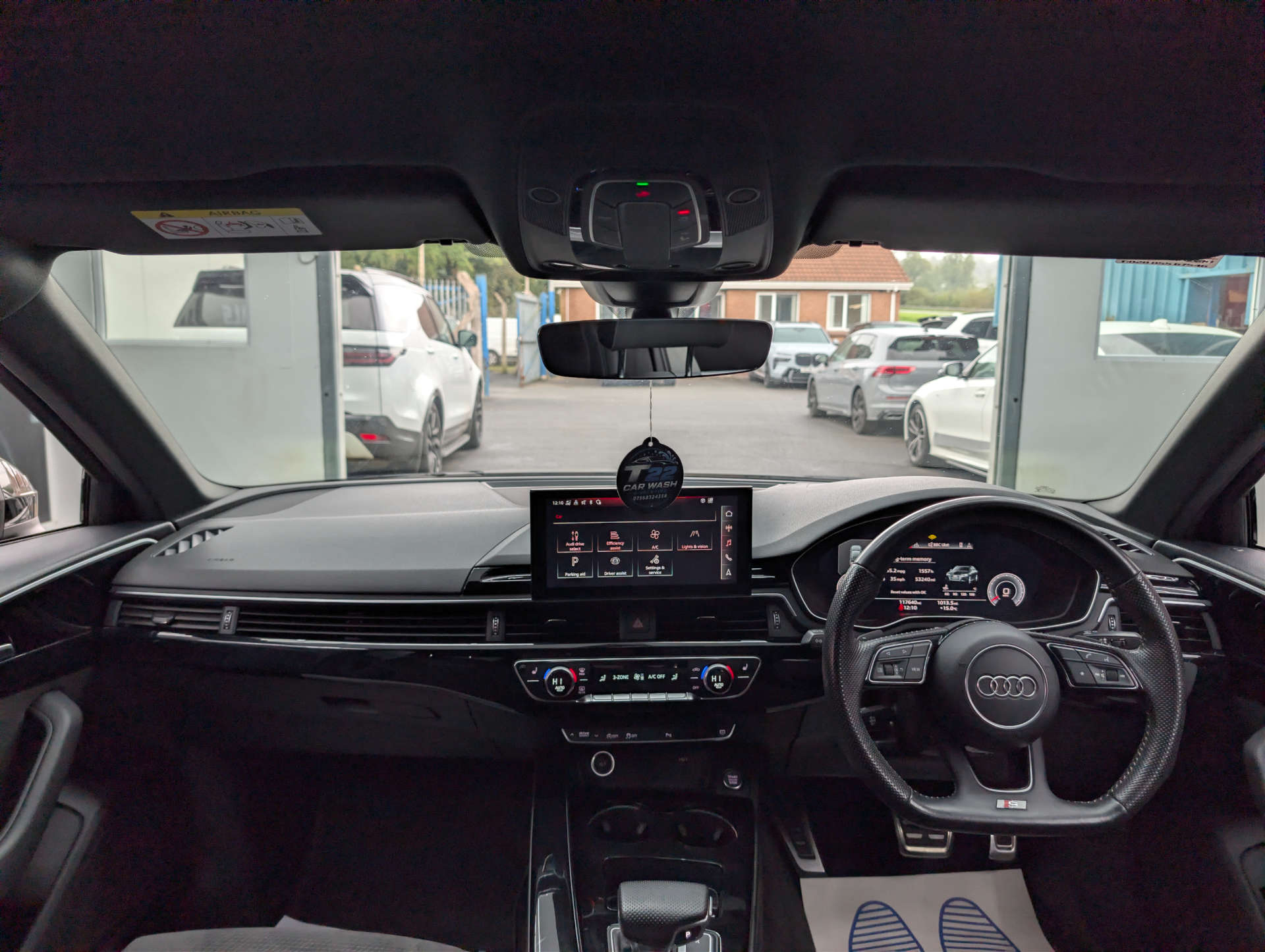 2019 AUDI A4 Black Edition - vehicle photo 21 for sale on PureCar