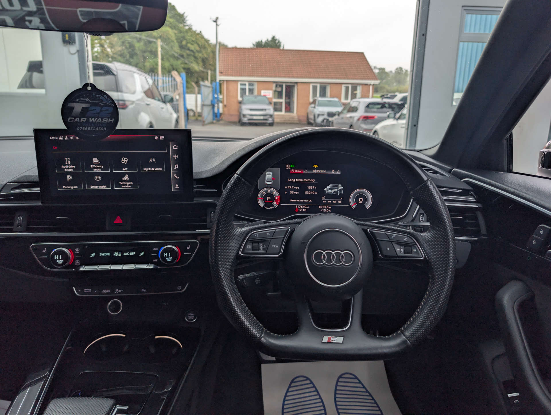 2019 AUDI A4 Black Edition - vehicle photo 24 for sale on PureCar