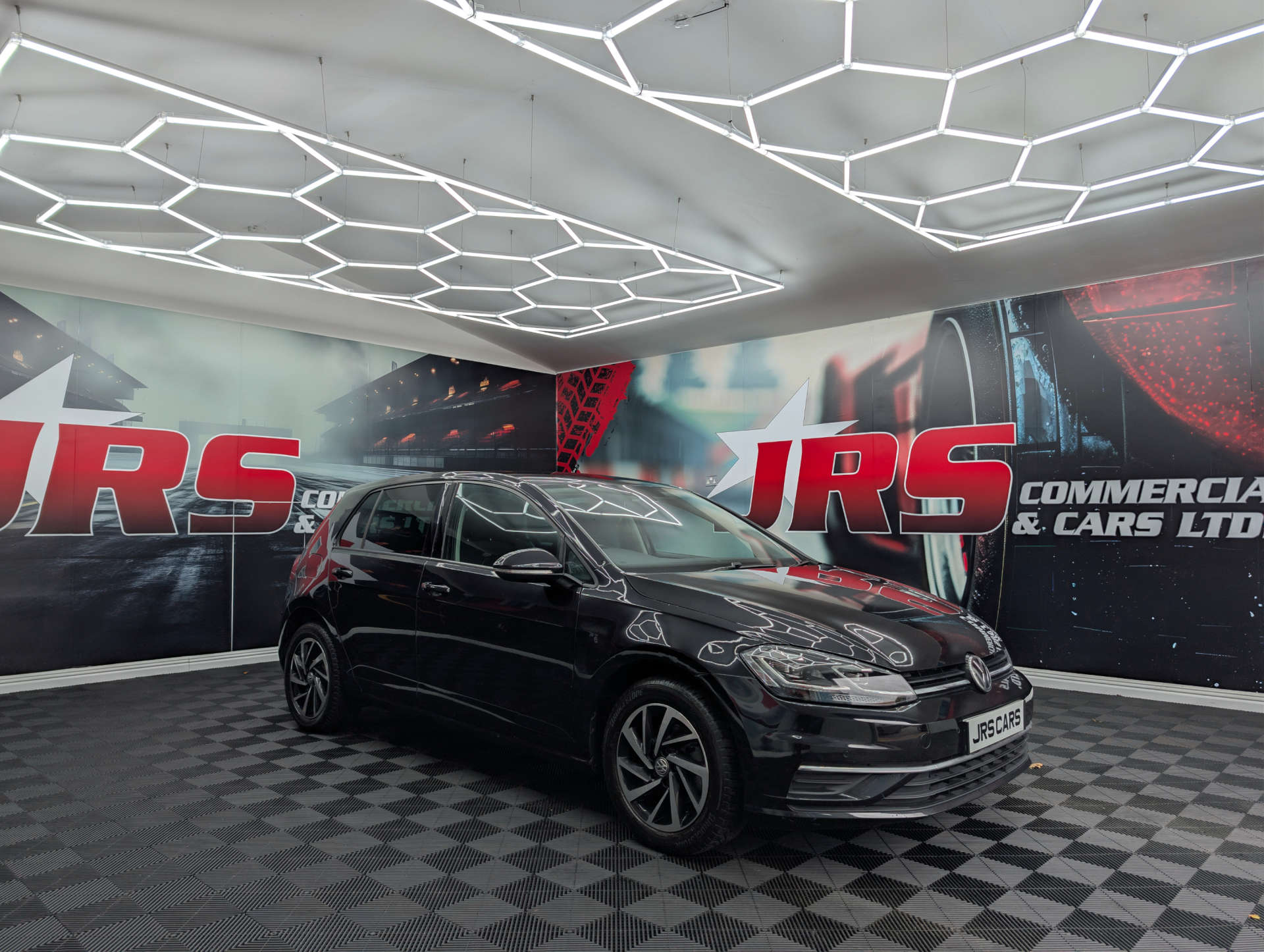 VOLKSWAGEN GOLF 2019