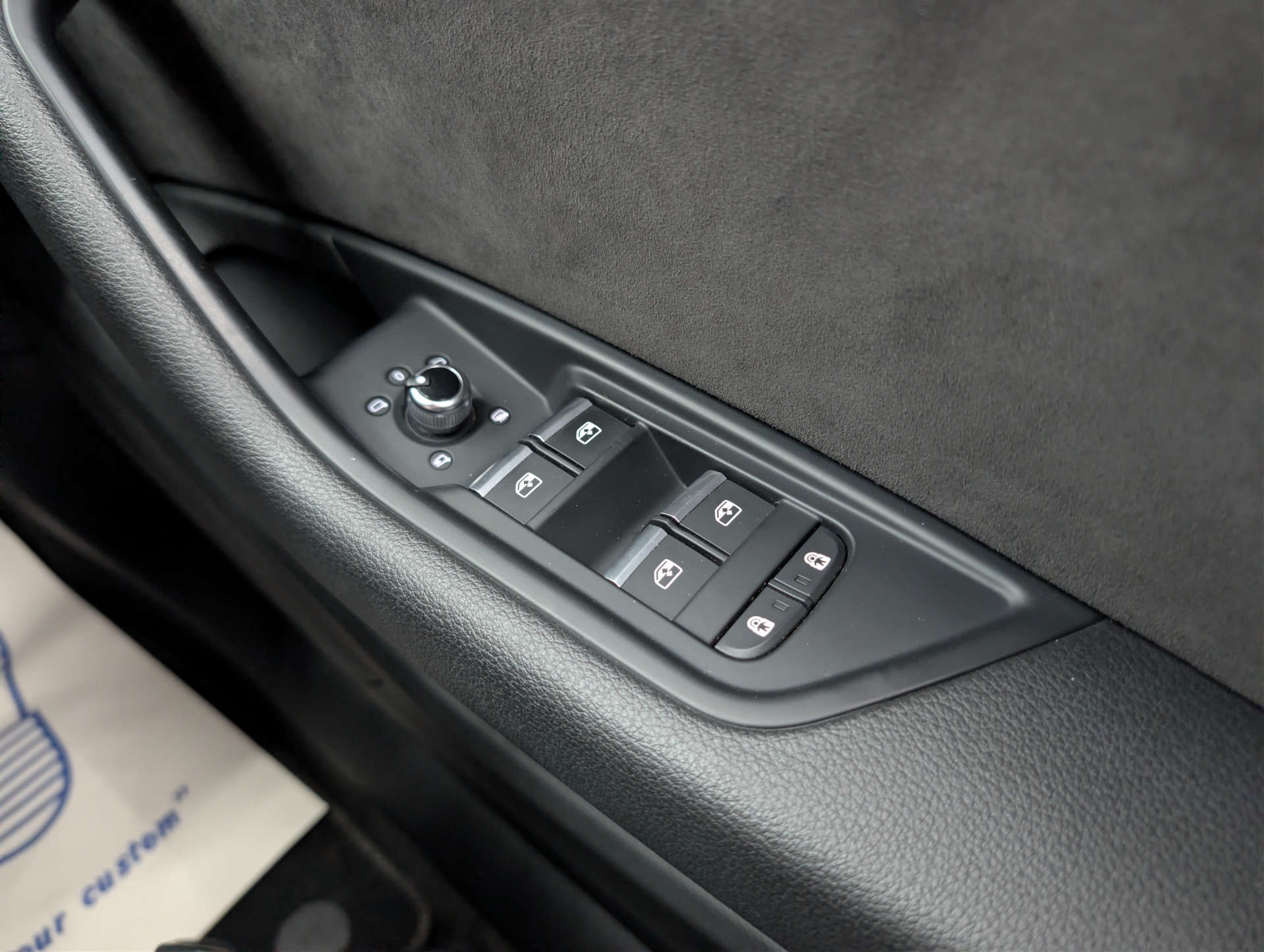 2019 AUDI A4 Black Edition - vehicle photo 38 for sale on PureCar