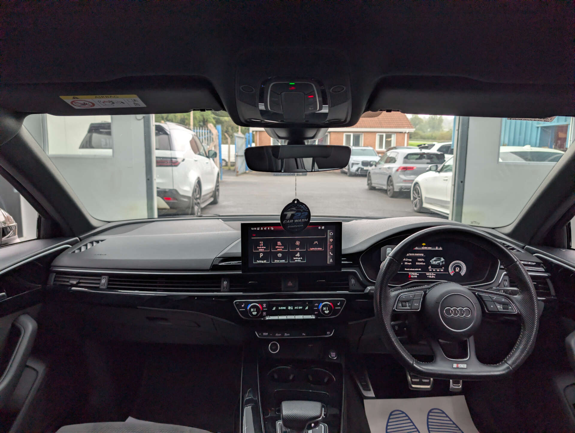 2019 AUDI A4 Black Edition - vehicle photo 20 for sale on PureCar