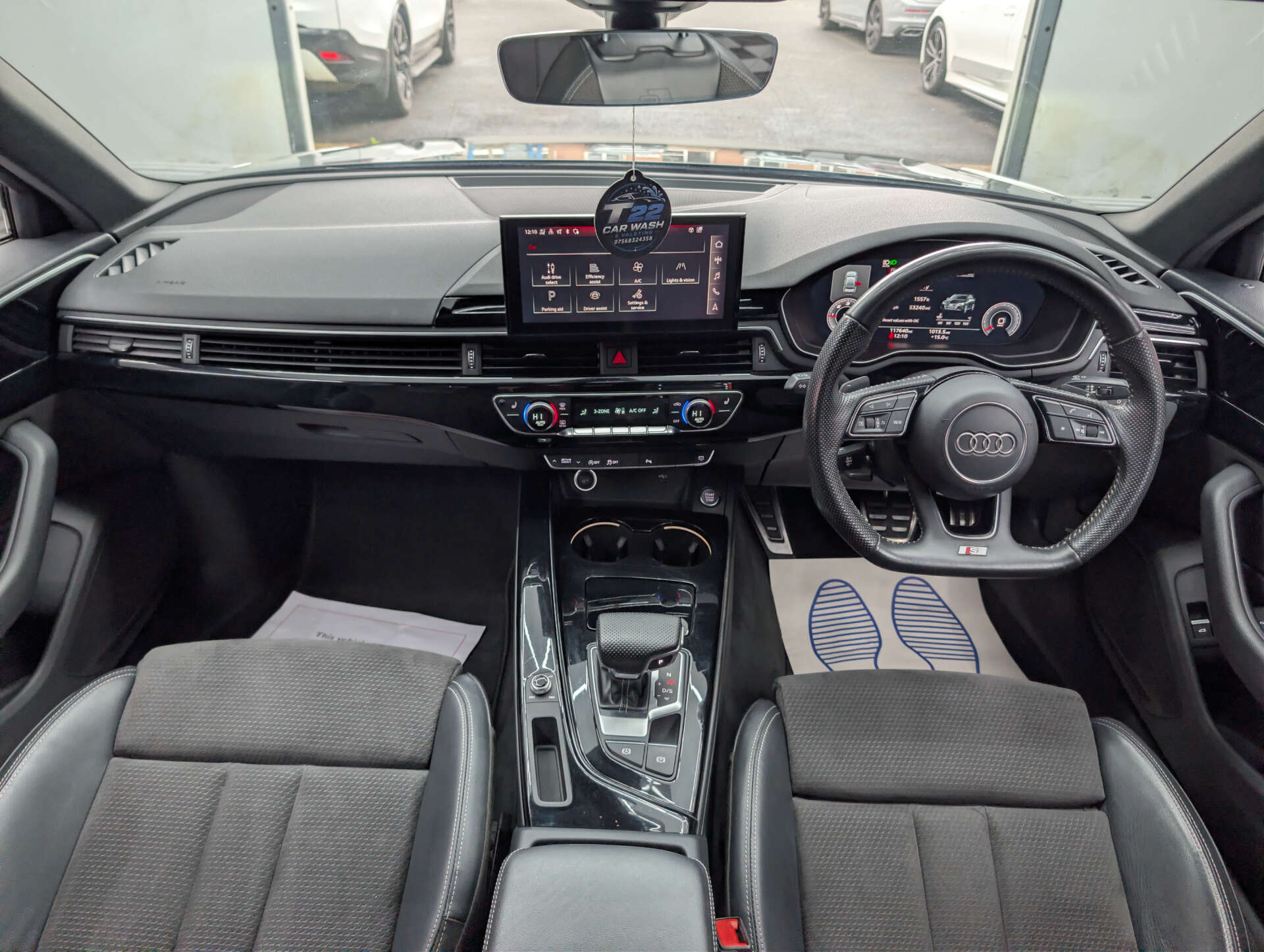 2019 AUDI A4 Black Edition - vehicle photo 21 for sale on PureCar
