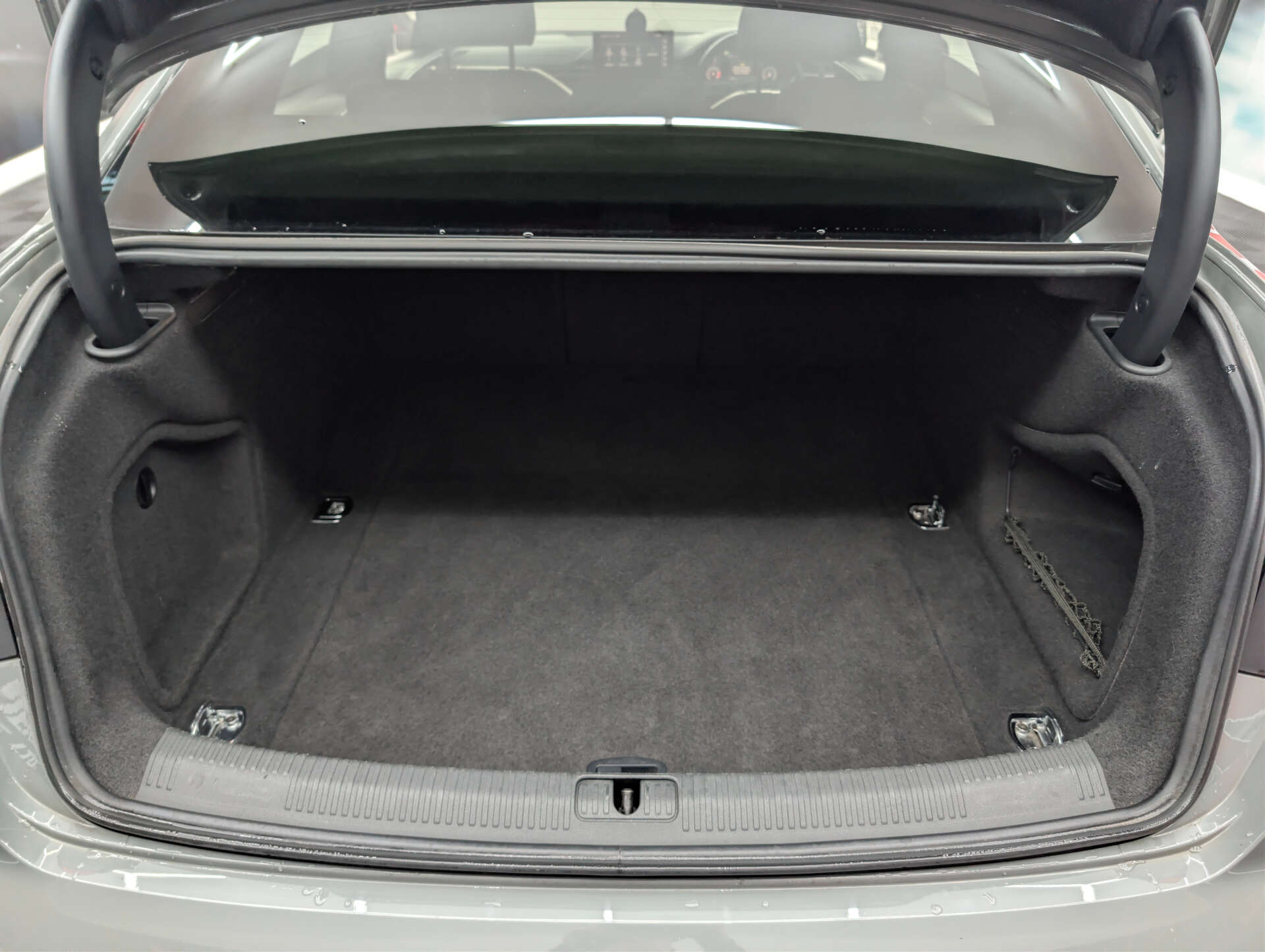 2019 AUDI A4 Black Edition - vehicle photo 41 for sale on PureCar