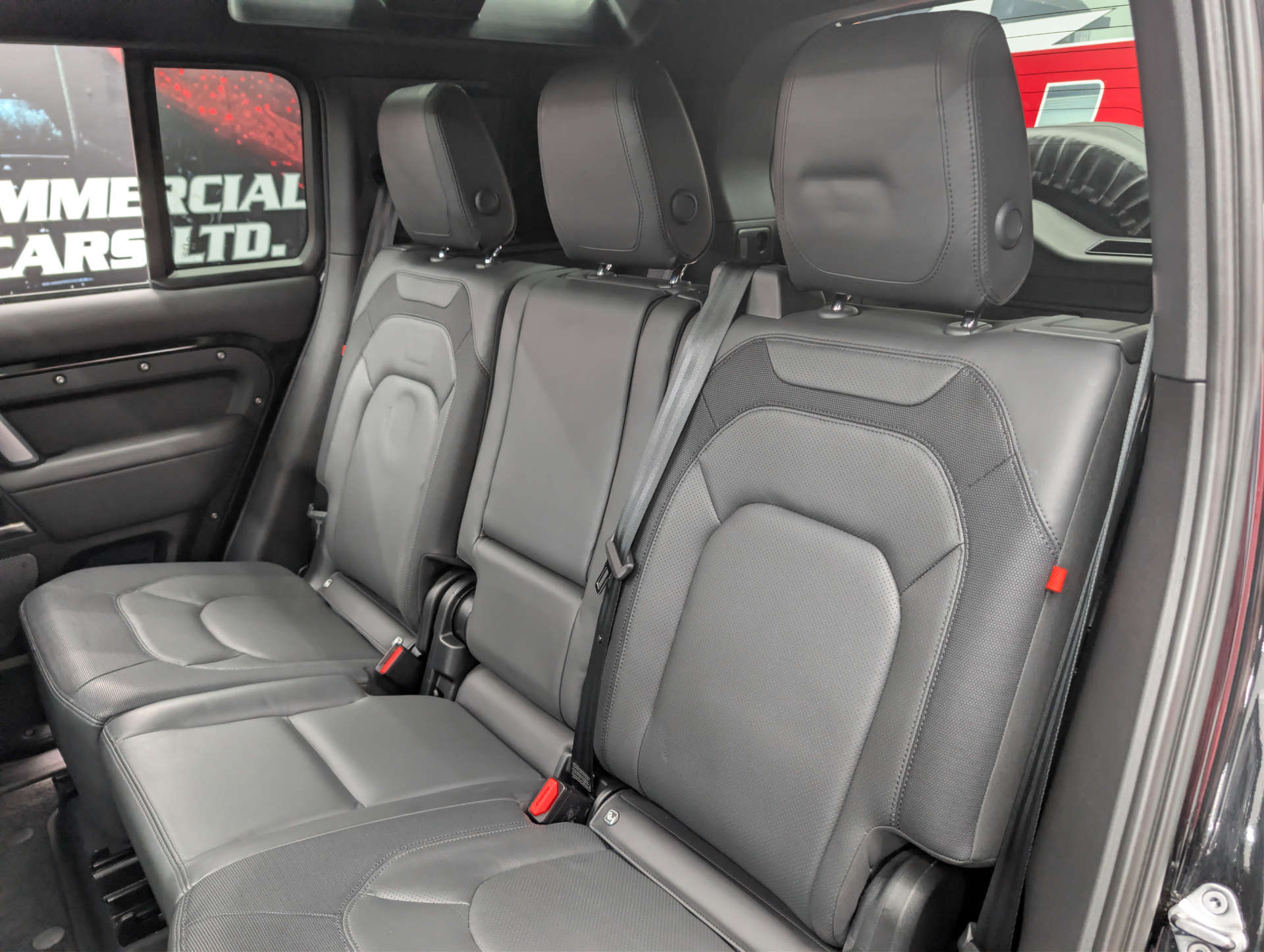 2022 LAND ROVER DEFENDER 3.0 Defender X-Dynamic HSE D MHEV Auto 4WD 5dr - vehicle photo 21 for sale on PureCar