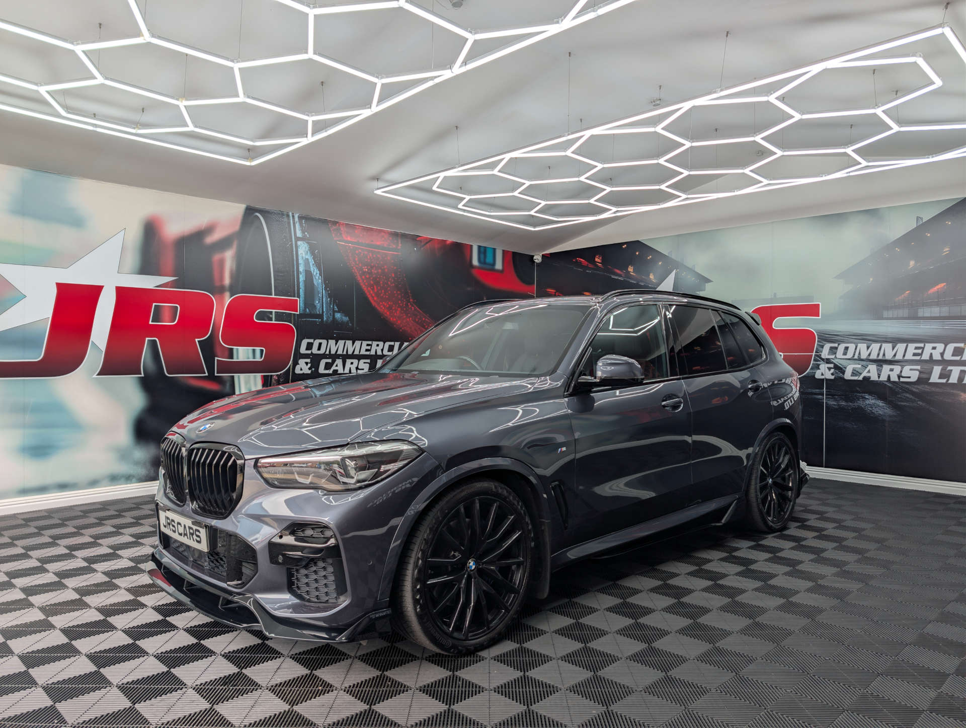 2022 BMW X5 3.0 X5 xDrive 30d M Sport MHEV Auto 4WD 5dr - vehicle photo 3 for sale on PureCar