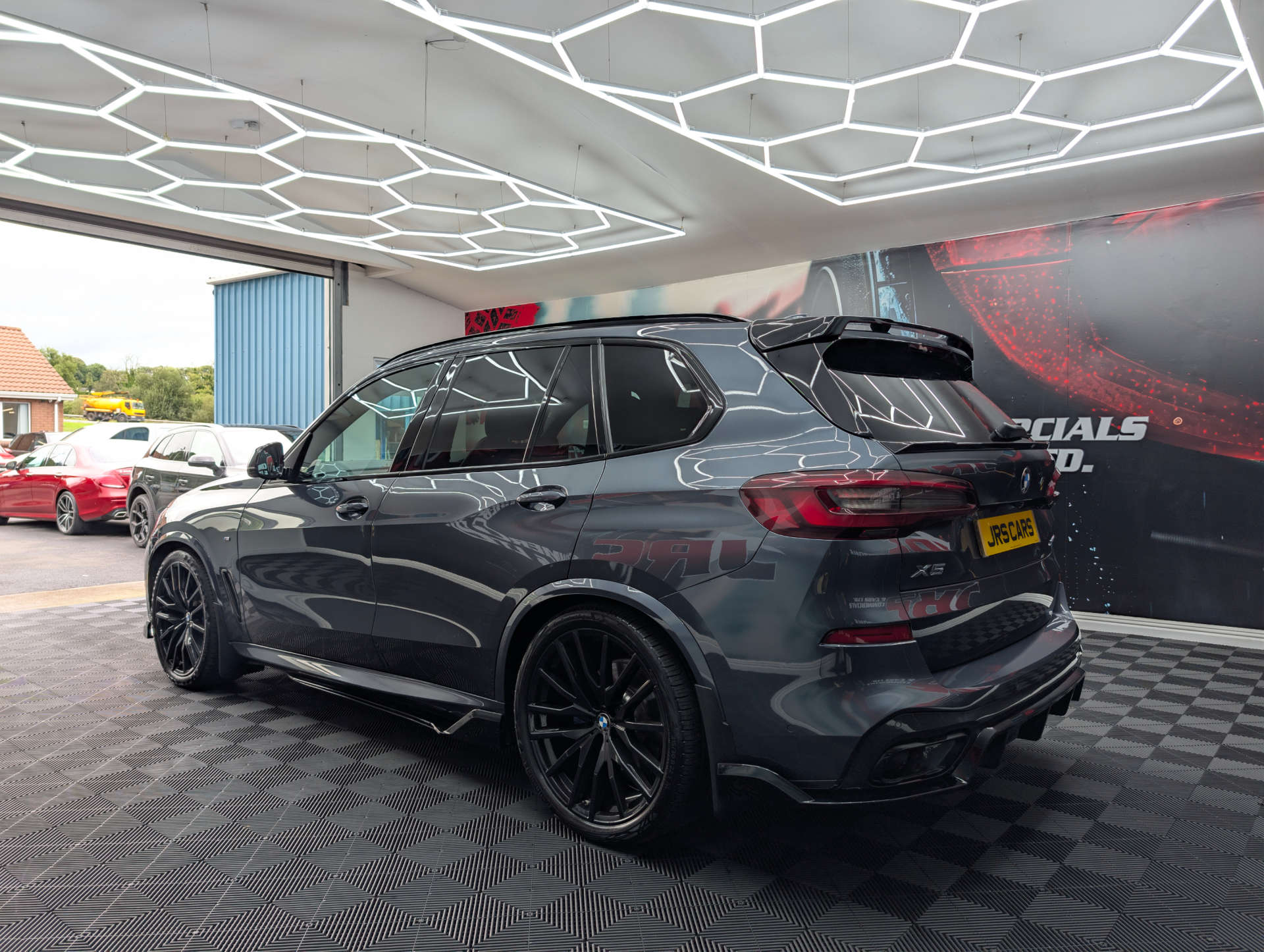 2022 BMW X5 3.0 X5 xDrive 30d M Sport MHEV Auto 4WD 5dr - vehicle photo 4 for sale on PureCar