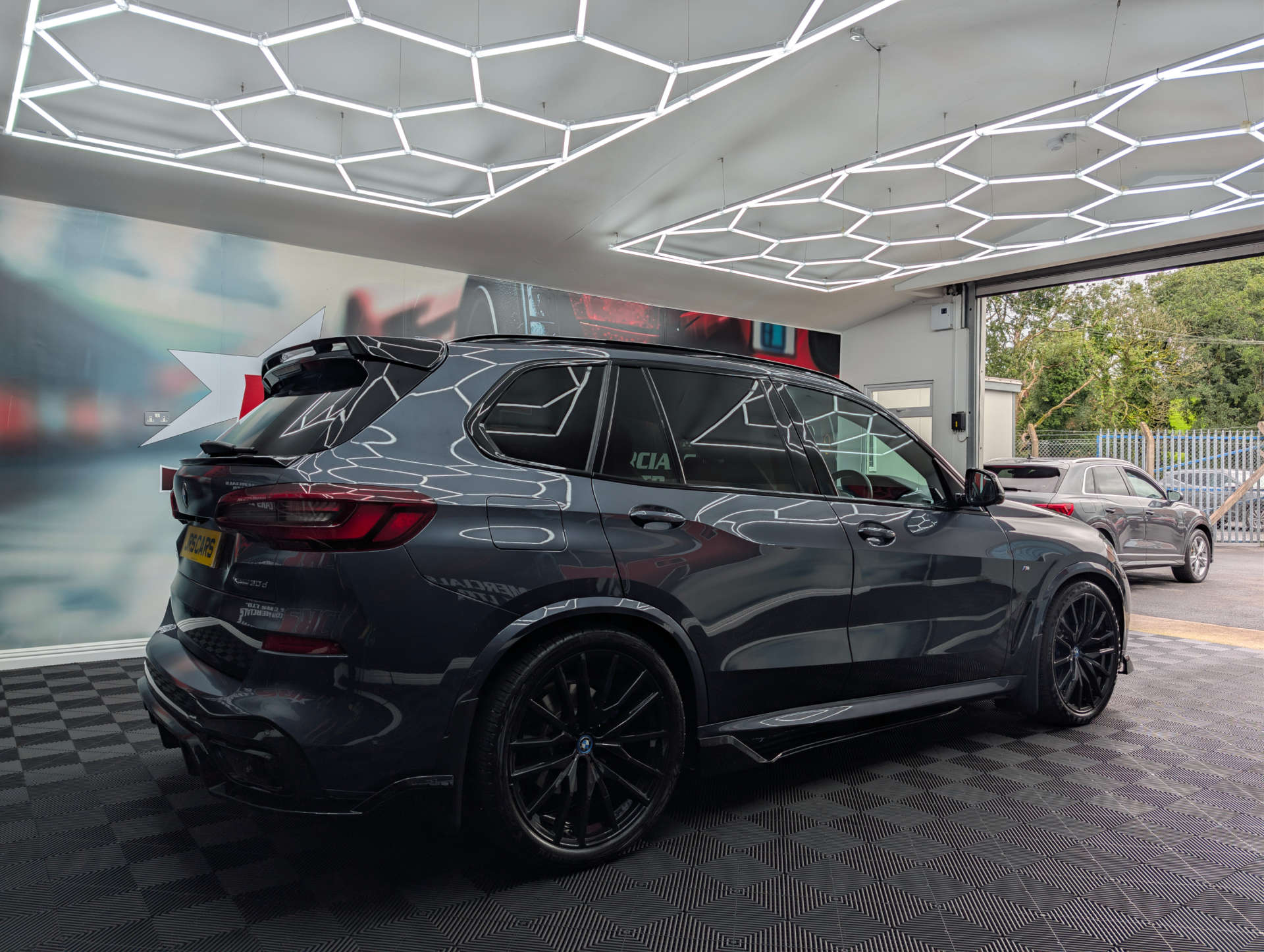 2022 BMW X5 3.0 X5 xDrive 30d M Sport MHEV Auto 4WD 5dr - vehicle photo 6 for sale on PureCar