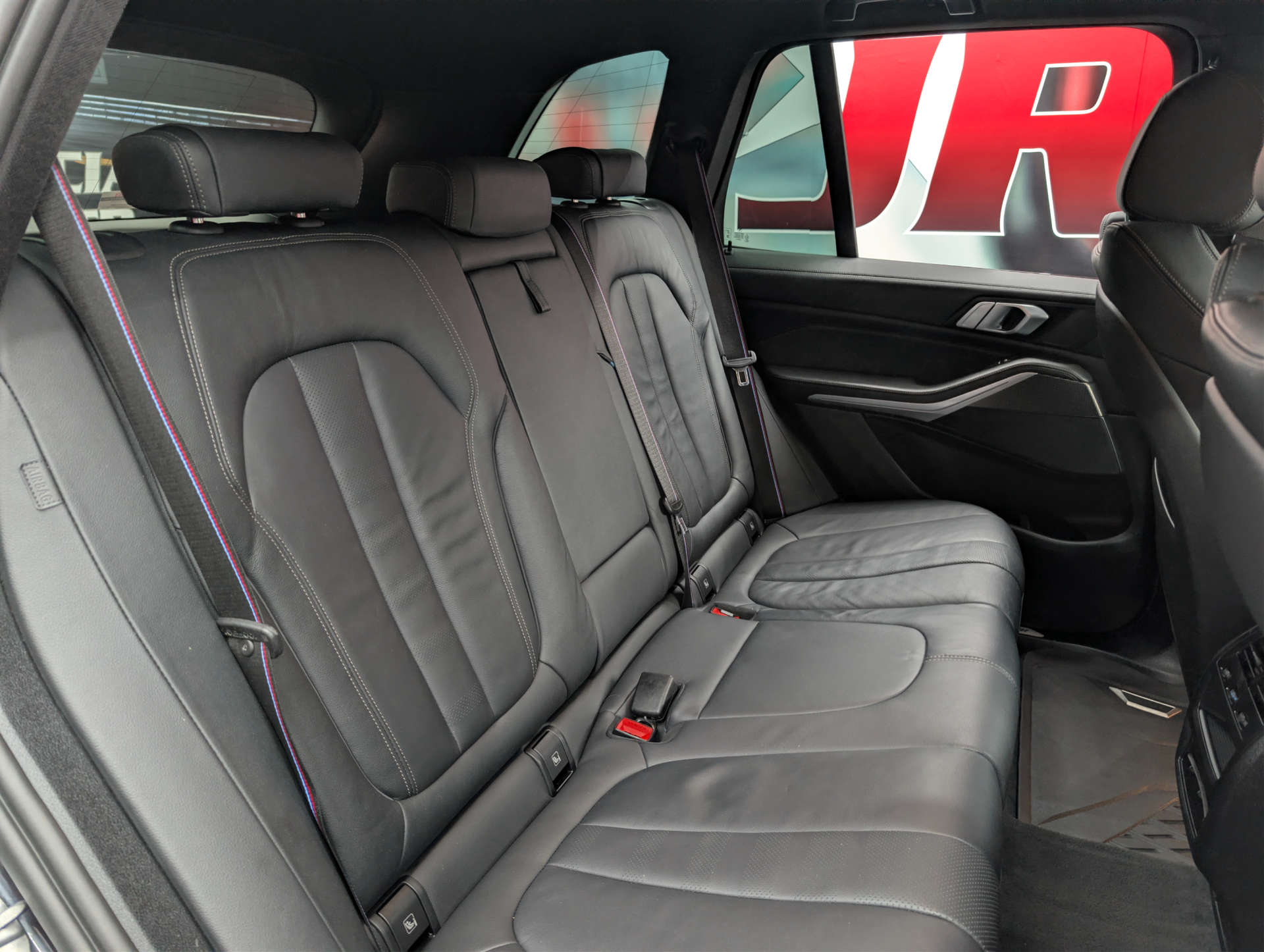 2022 BMW X5 3.0 X5 xDrive 30d M Sport MHEV Auto 4WD 5dr - vehicle photo 21 for sale on PureCar