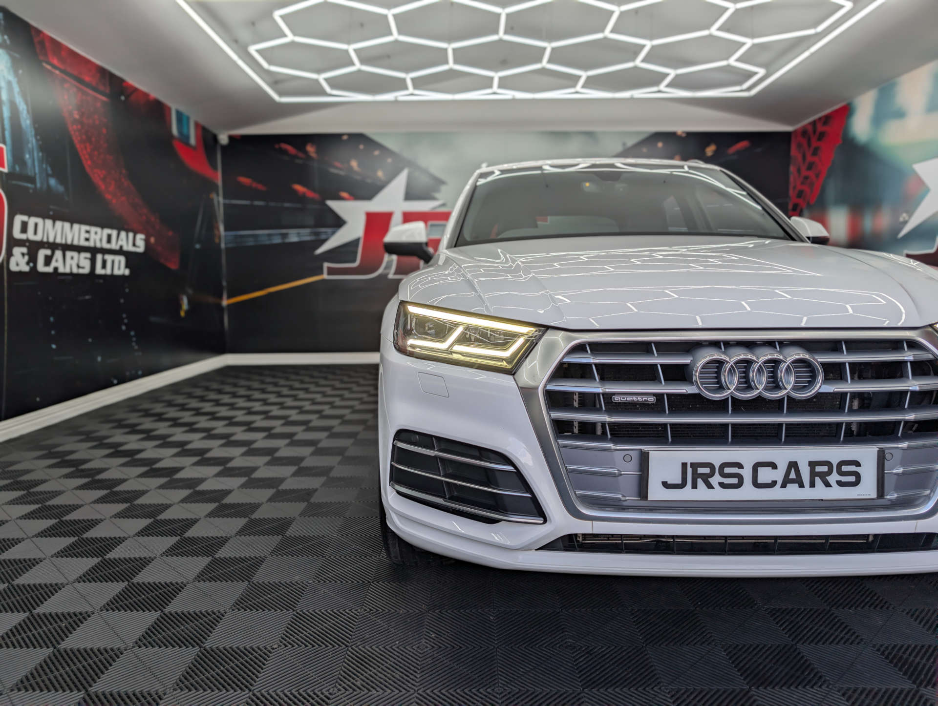 2018 AUDI Q5 S Line - vehicle photo 9 for sale on PureCar