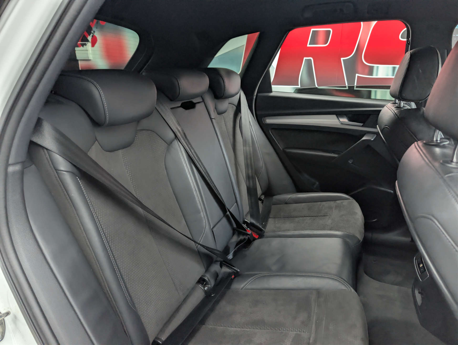 2018 AUDI Q5 S Line - vehicle photo 15 for sale on PureCar