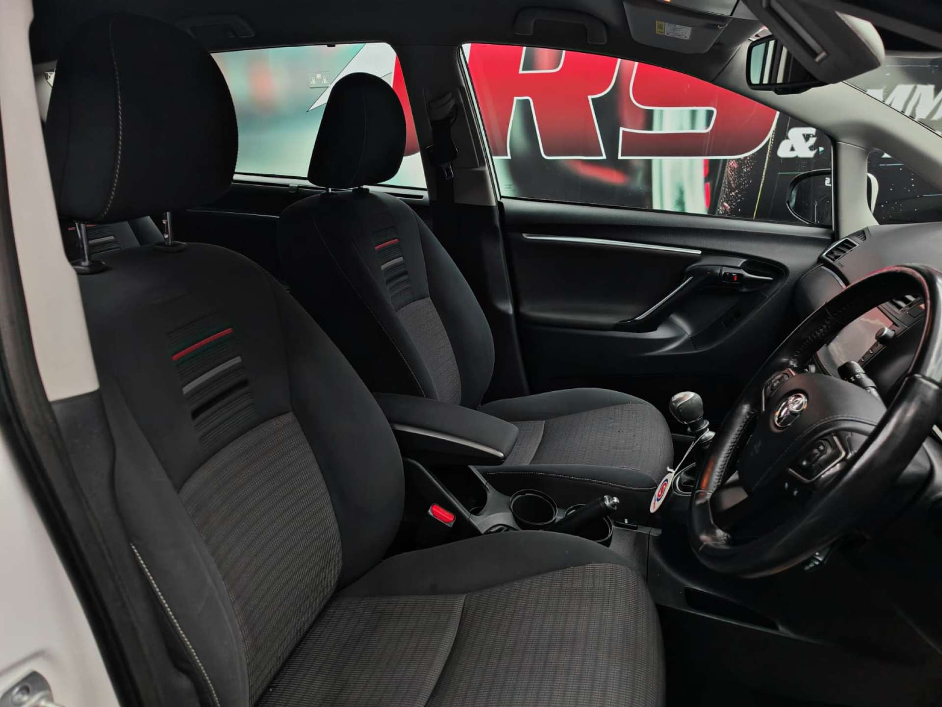 2017 TOYOTA VERSO 1.6 Verso Icon TSS Valvematic 5dr - vehicle photo 9 for sale on PureCar