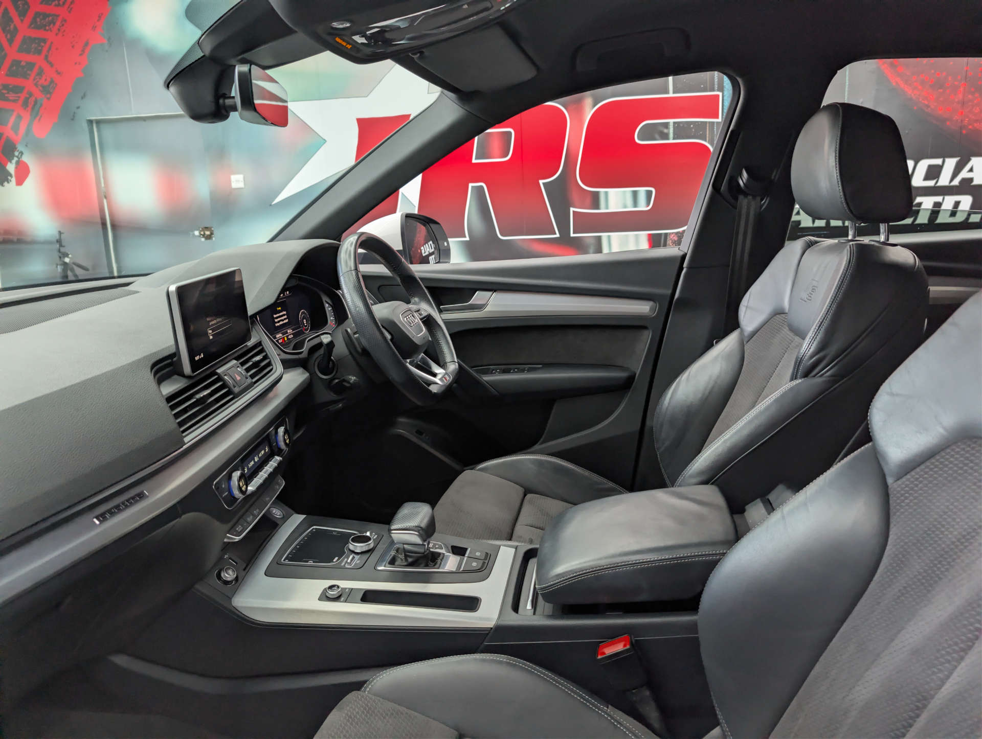 2018 AUDI Q5 S Line - vehicle photo 19 for sale on PureCar