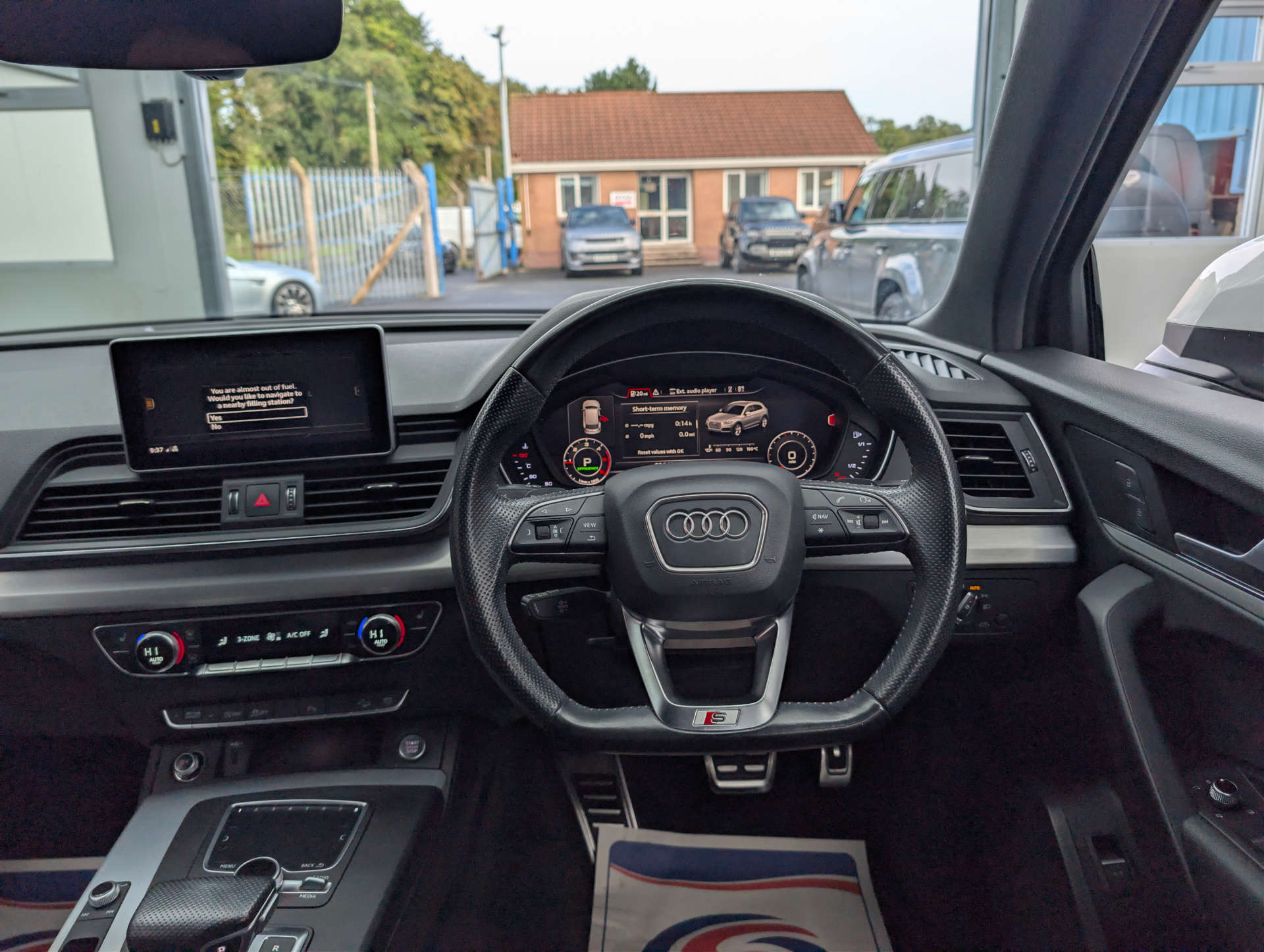 2018 AUDI Q5 S Line - vehicle photo 24 for sale on PureCar