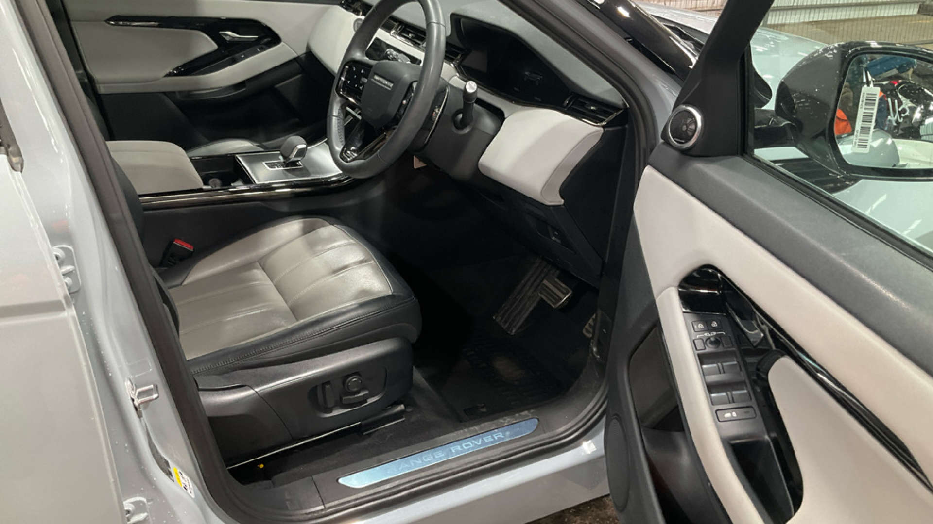 2024 LAND ROVER RANGE ROVER EVOQUE 2.0 Range Rover Evoque Dynamic SE D MHEV Auto 4WD 5dr - vehicle photo 7 for sale on PureCar