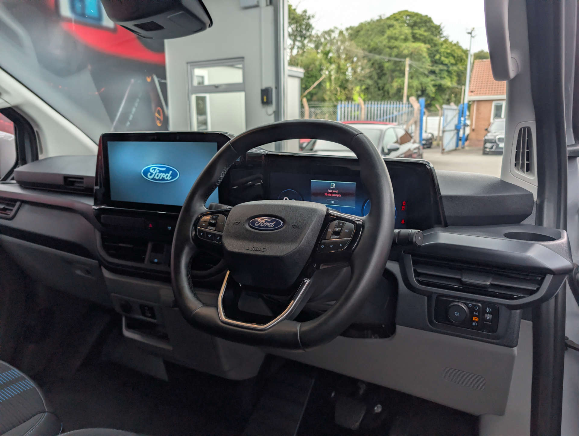 2025 FORD TRANSIT CUSTOM 2.0 Transit Custom 320 Sport EcoBlue Auto - vehicle photo 13 for sale on PureCar