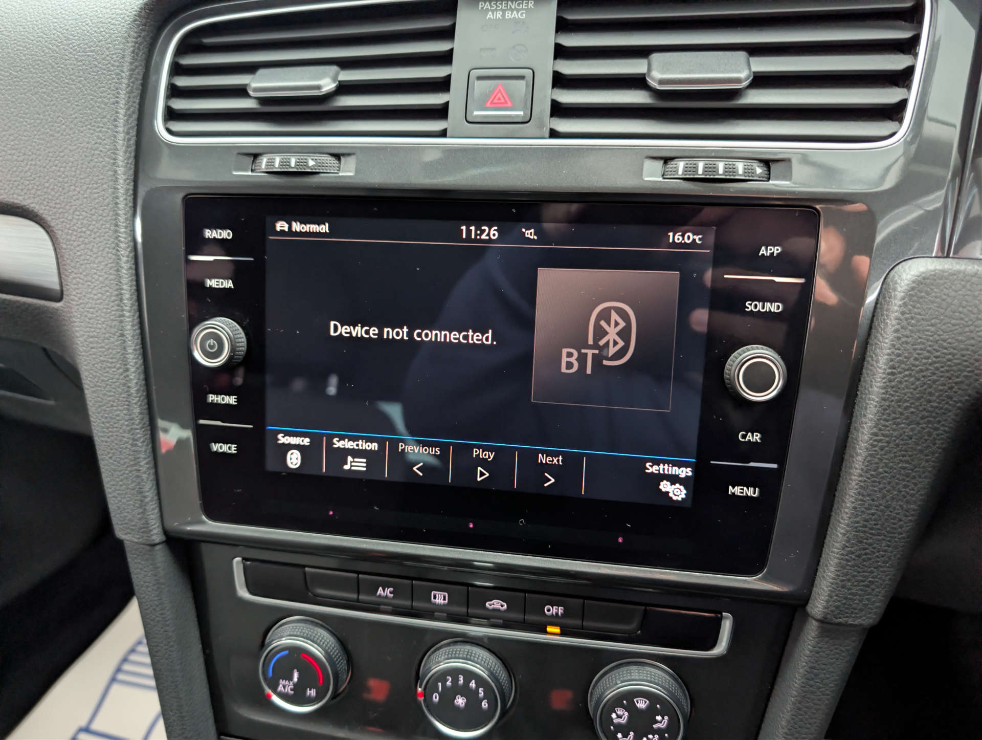 2018 VOLKSWAGEN GOLF 1.6 Golf SE TDI BlueMotion Technology Semi-Auto 5dr - vehicle photo 29 for sale on PureCar
