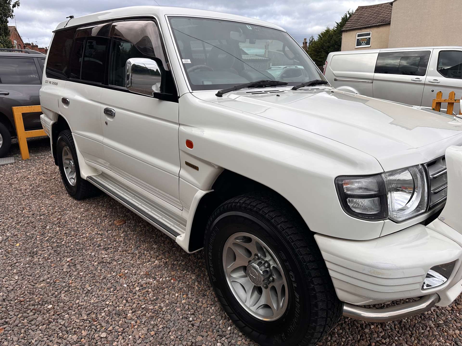 Mitsubishi Pajero Exceed 3.5 V6 GDI Automatic 4WD 5dr #40