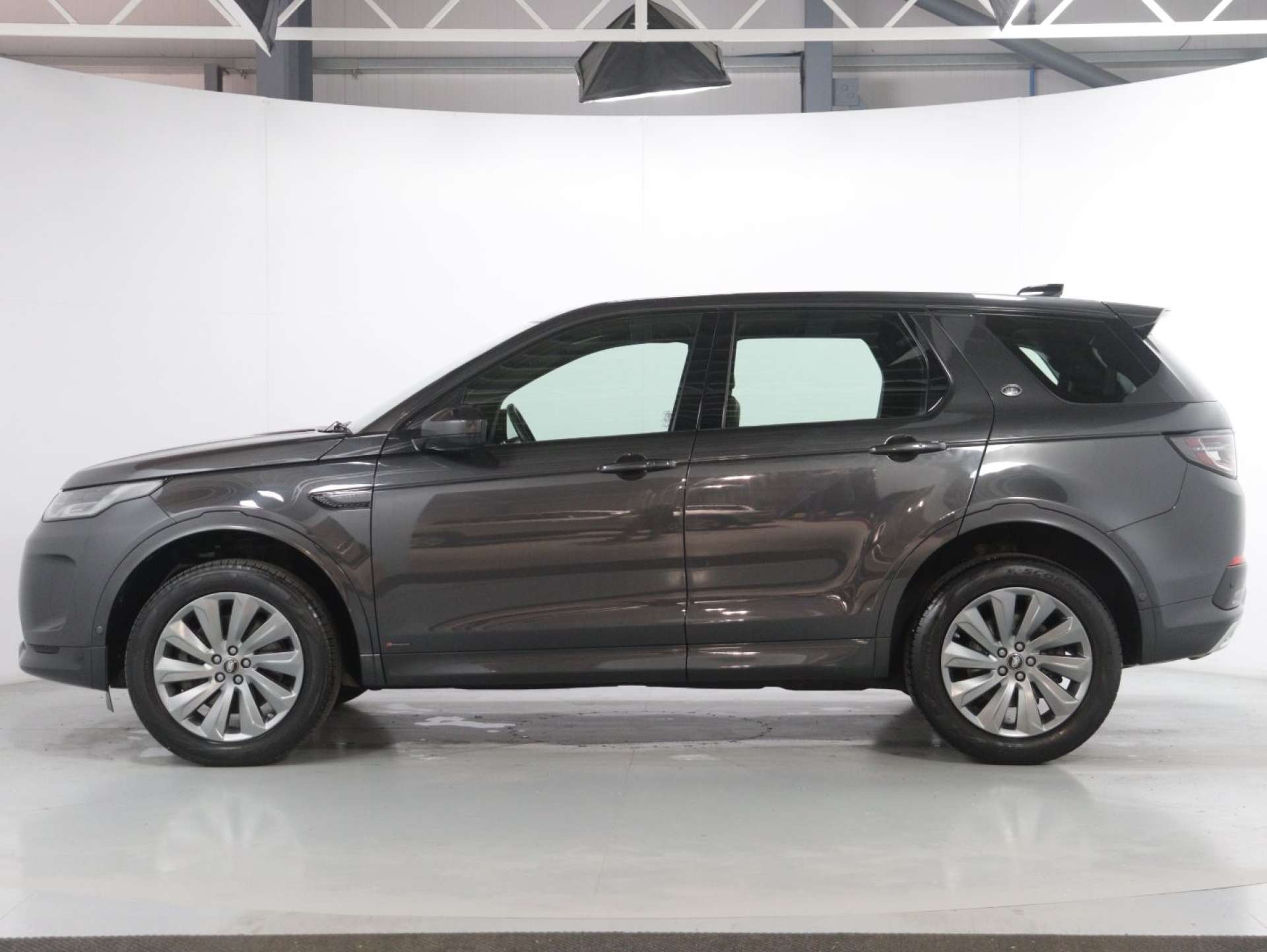 LAND ROVER DISCOVERY SPORT 2.0 Discovery Sport R-Dynamic HSE Auto 4WD 5dr #3