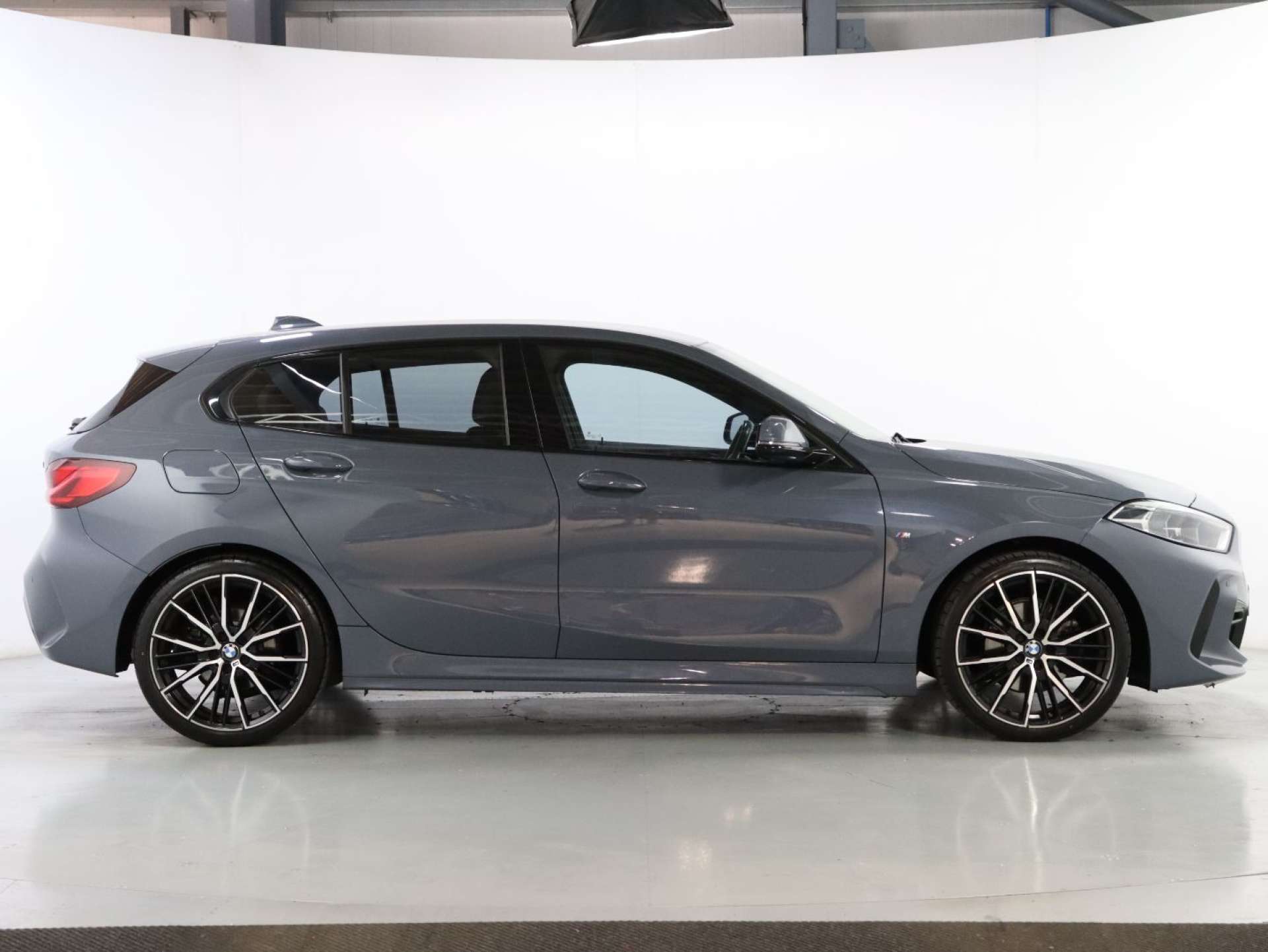 BMW 1 SERIES 1.5 118I M Sport Auto 5dr #7