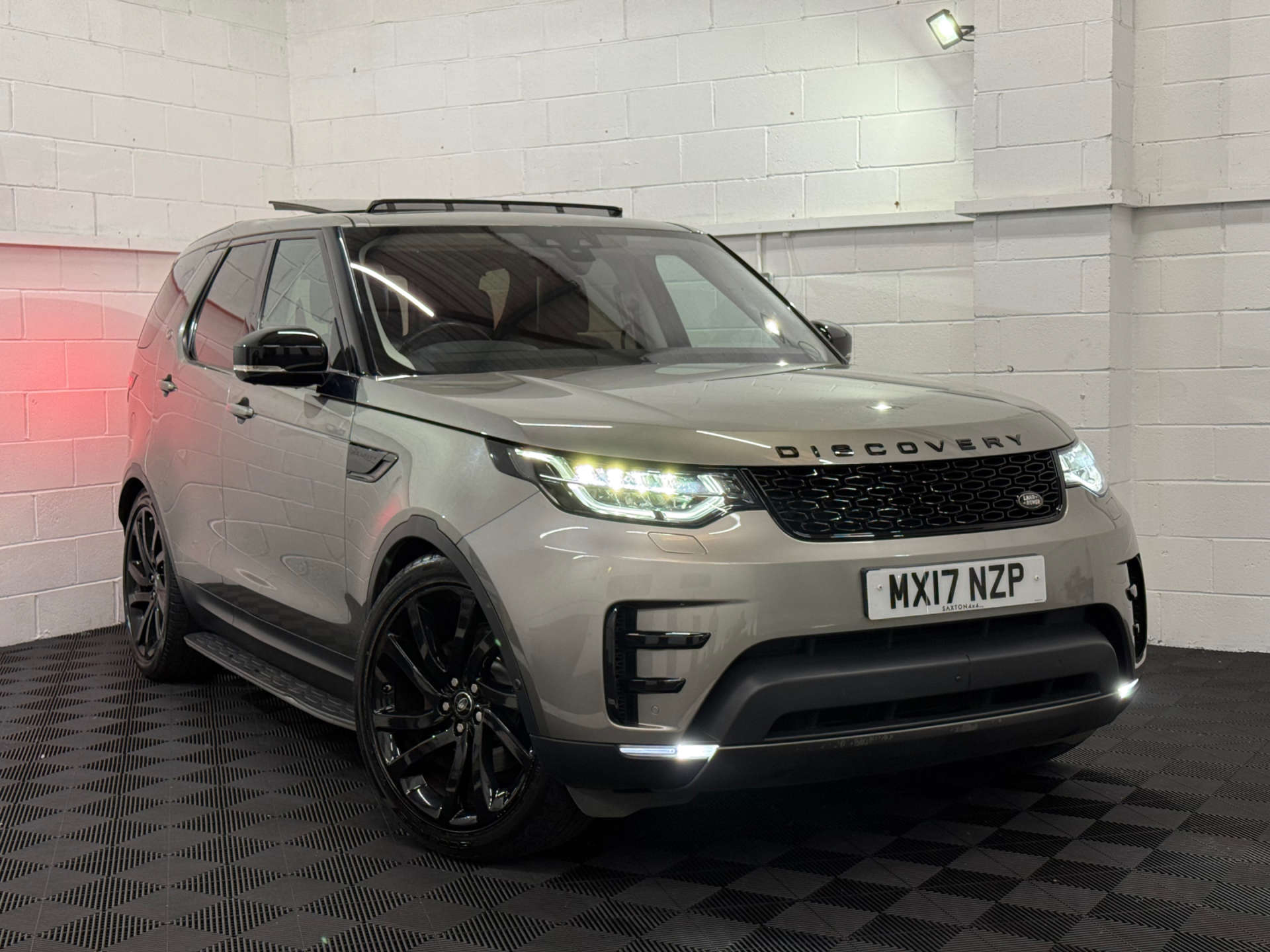 Land Rover DISCOVERY 3.0 Discovery First Edition TD6 Auto 4WD 5dr #0