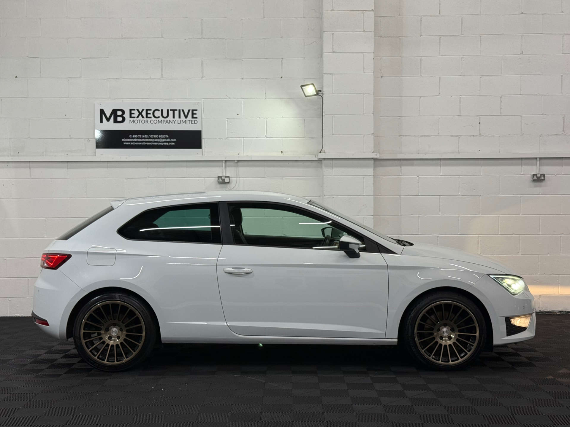 SEAT LEON 2.0 Leon FR Technology TDI 3dr #1