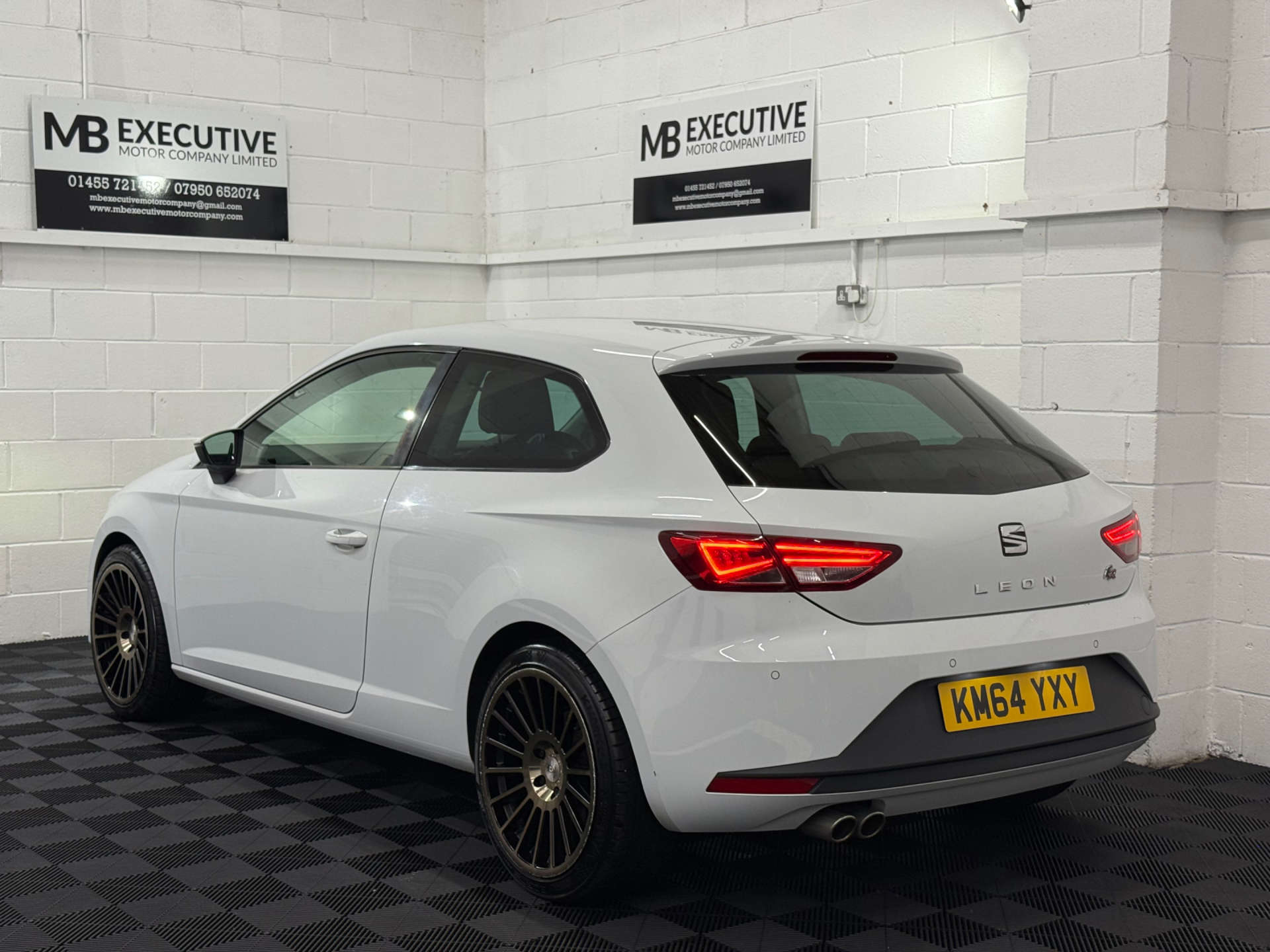 SEAT LEON 2.0 Leon FR Technology TDI 3dr #4