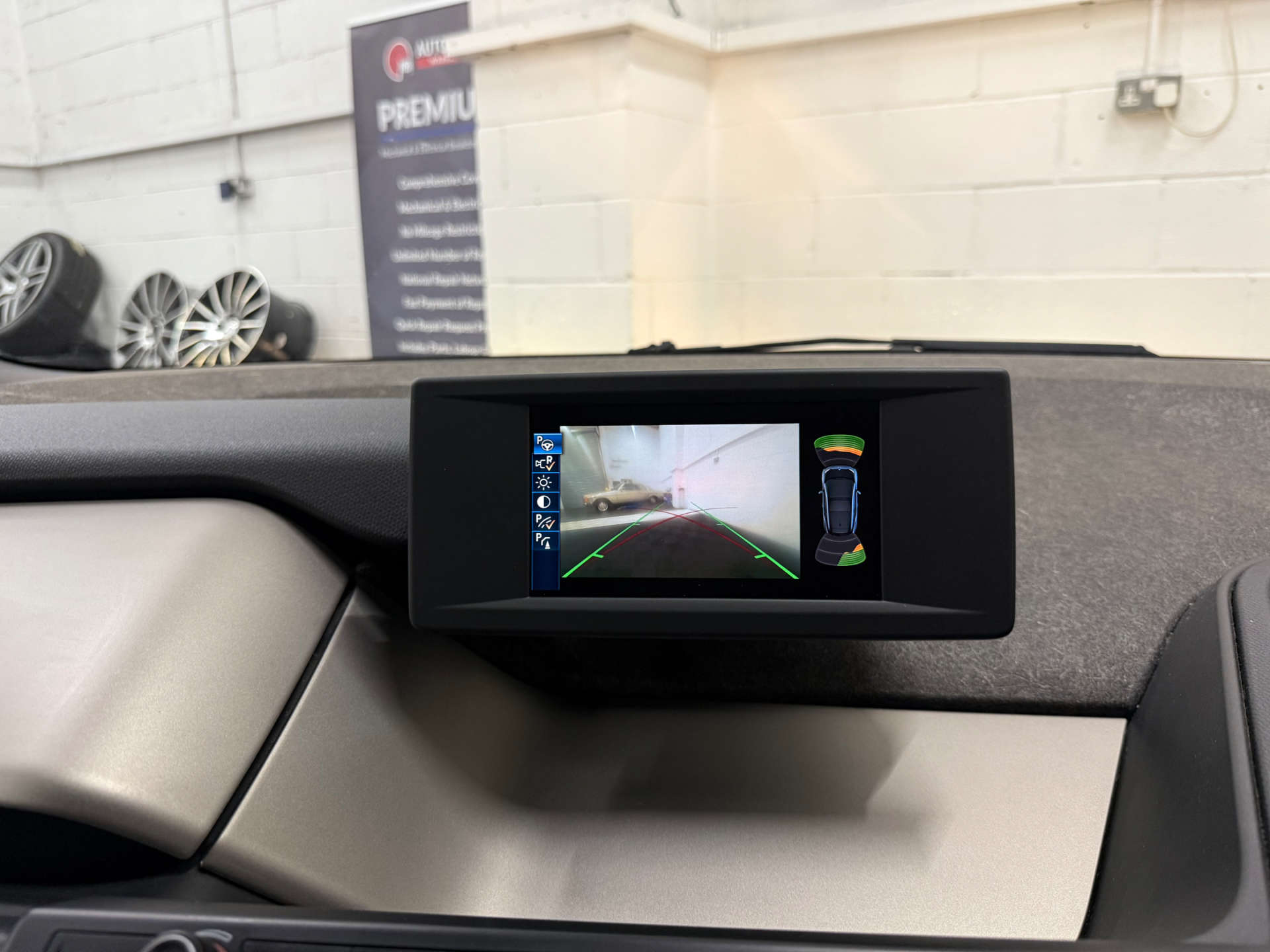 BMW I3 0.6 i3 REEV 5dr #23
