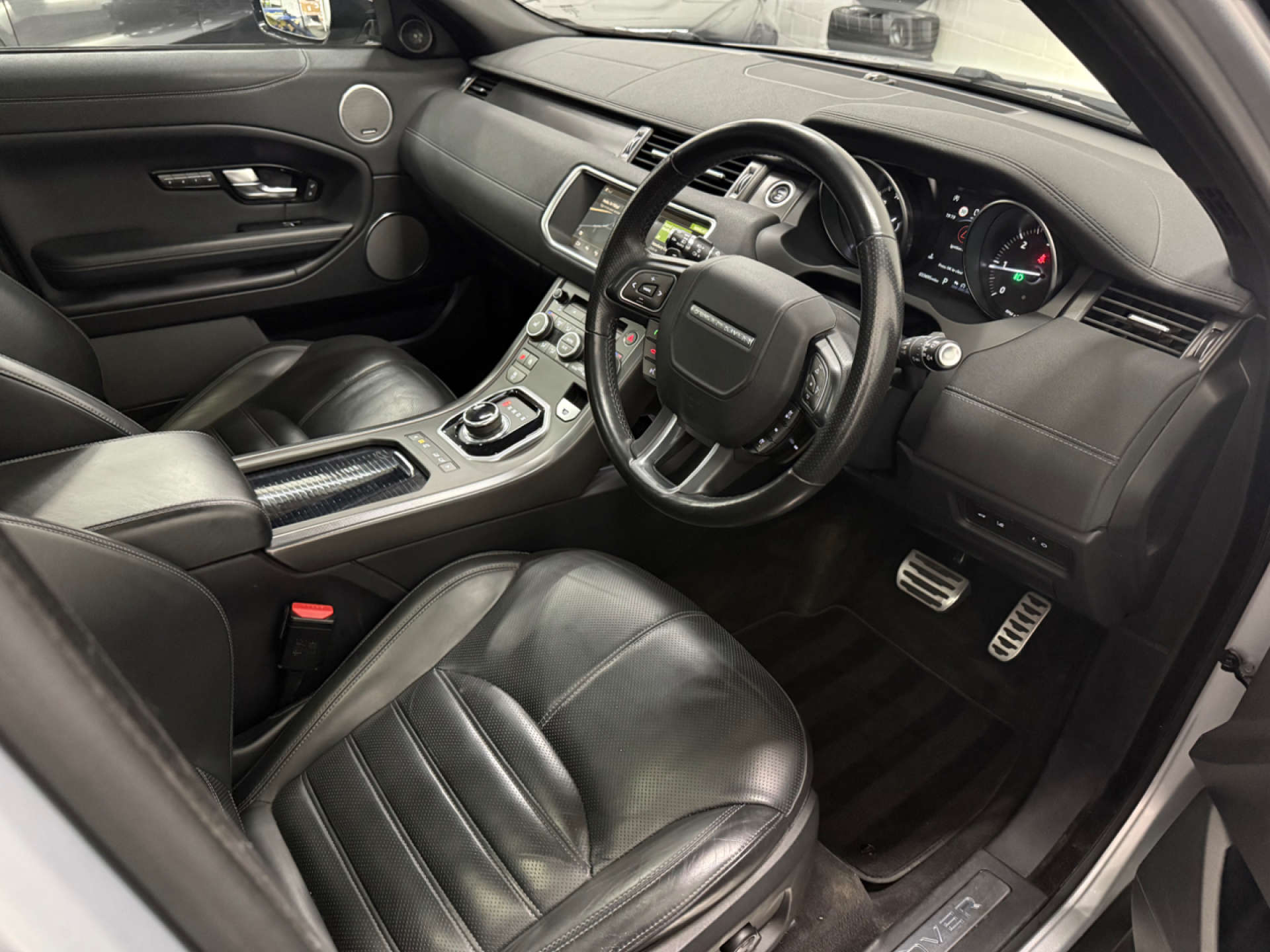 Land Rover Range Rover Evoque 2.0 Range Rover Evoque HSE Dynamic Luxury TD4 Auto 4WD 5dr #9