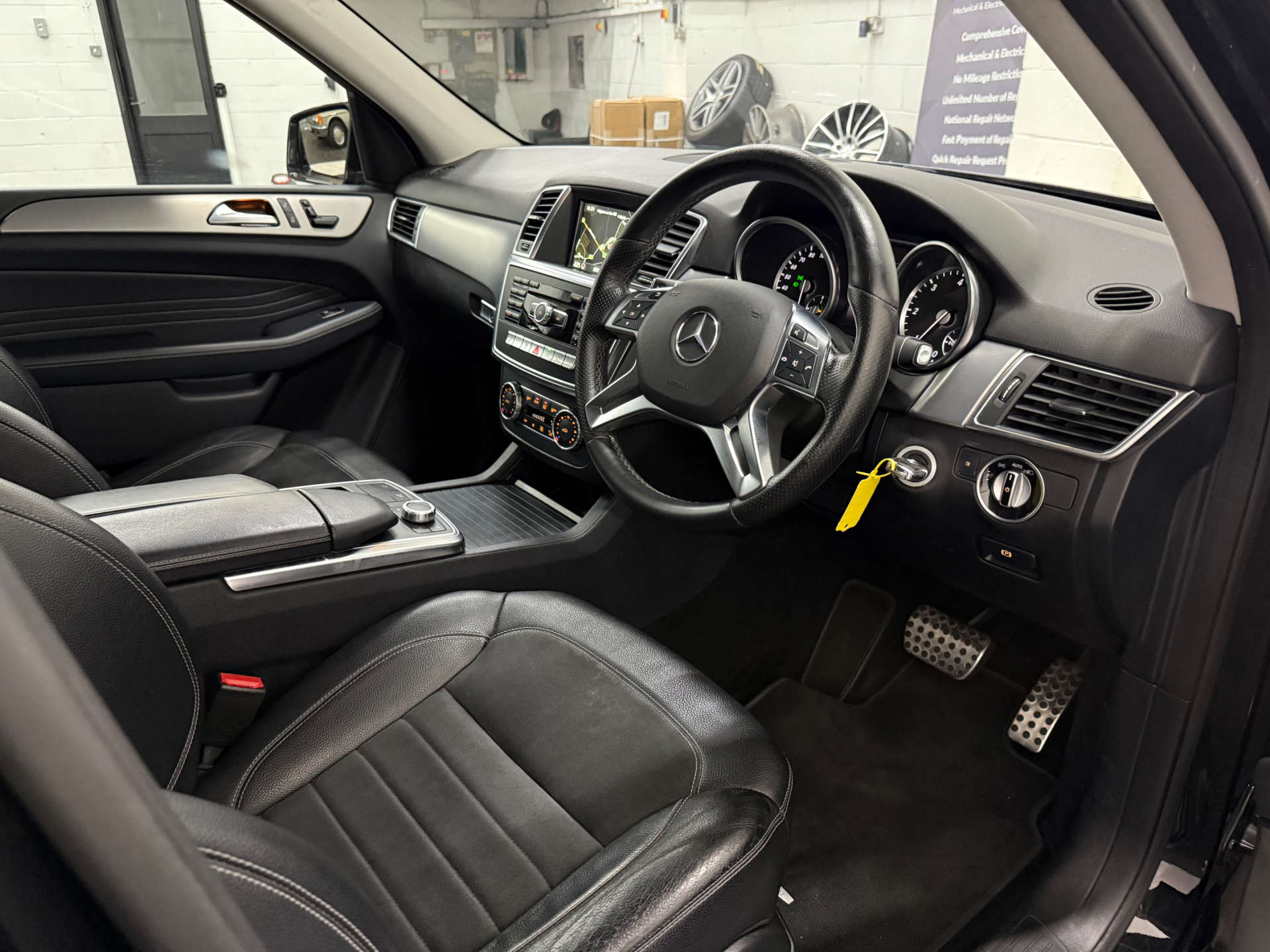 Mercedes-Benz M-CLASS 2.1 ML250 AMG Line Bluetec Auto 4WD 5dr #9