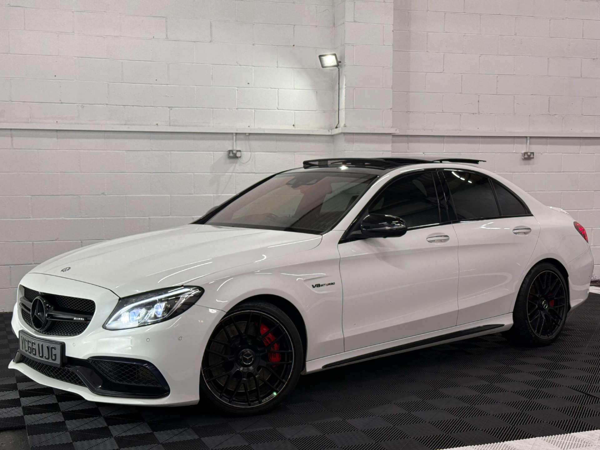 Mercedes-Benz C Class 4.0 C63 V8 BiTurbo AMG S (Premium) SpdS MCT Euro 6 (s/s) 4dr #6