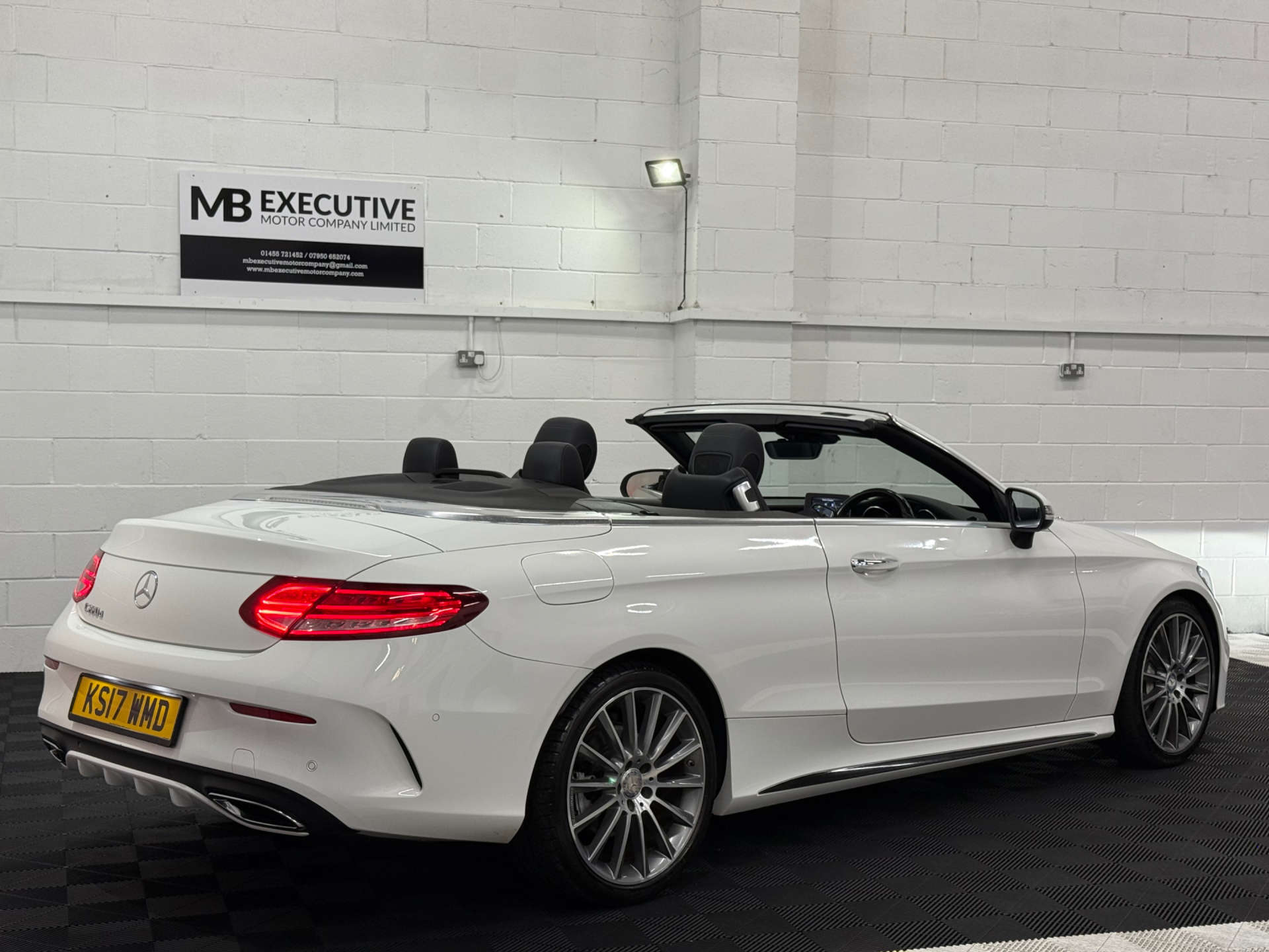 Mercedes-Benz C-CLASS 2.1 C 220 AMG Line D Auto 2dr #2