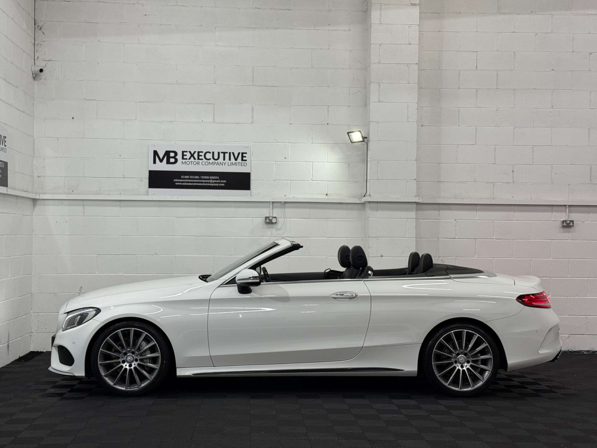 Mercedes-Benz C-CLASS 2.1 C 220 AMG Line D Auto 2dr #5