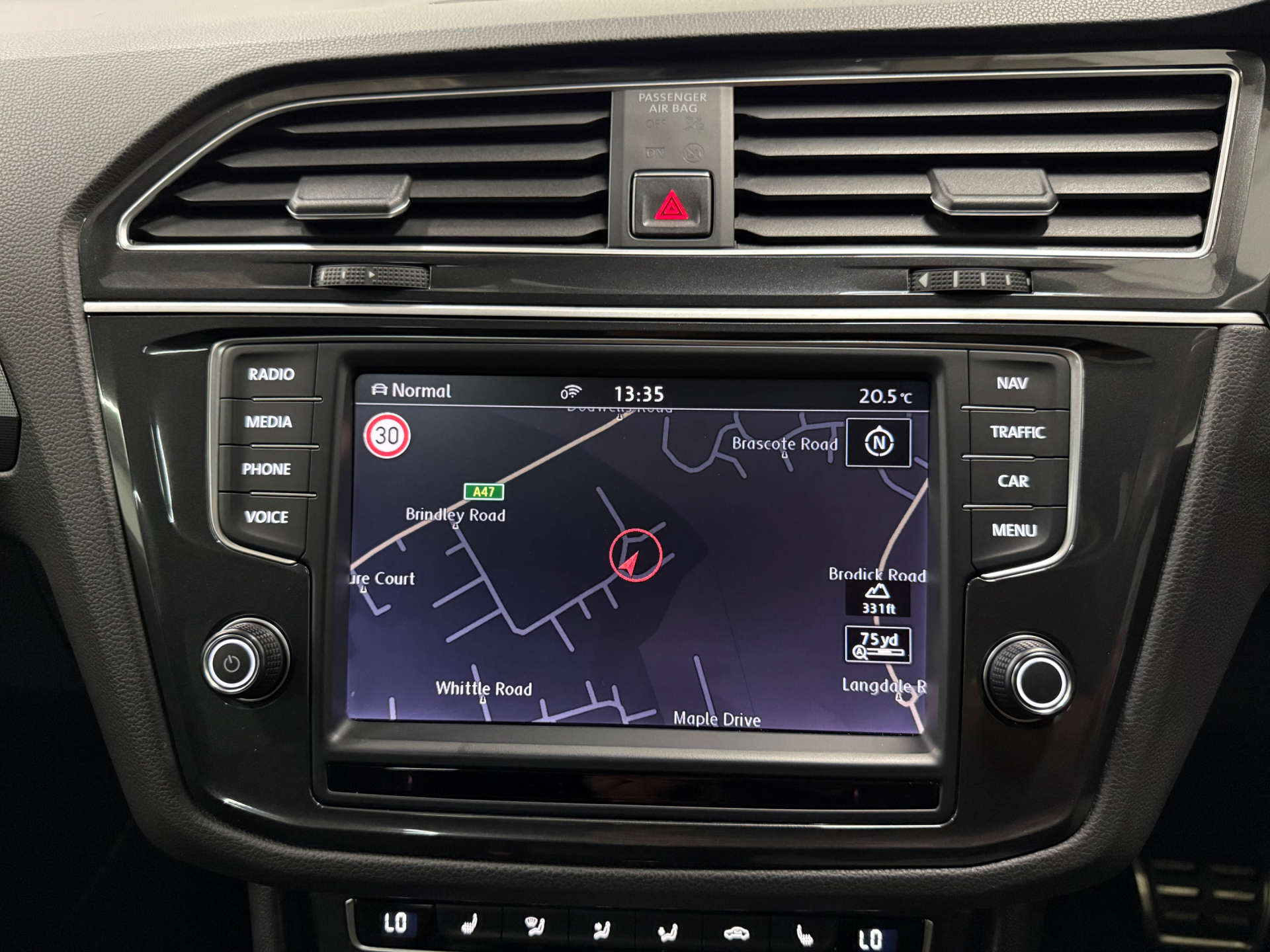 Volkswagen TIGUAN 2.0 Tiguan R-Line TDI BlueMotion Technology 4Motion Semi-Auto 4WD 5dr #20