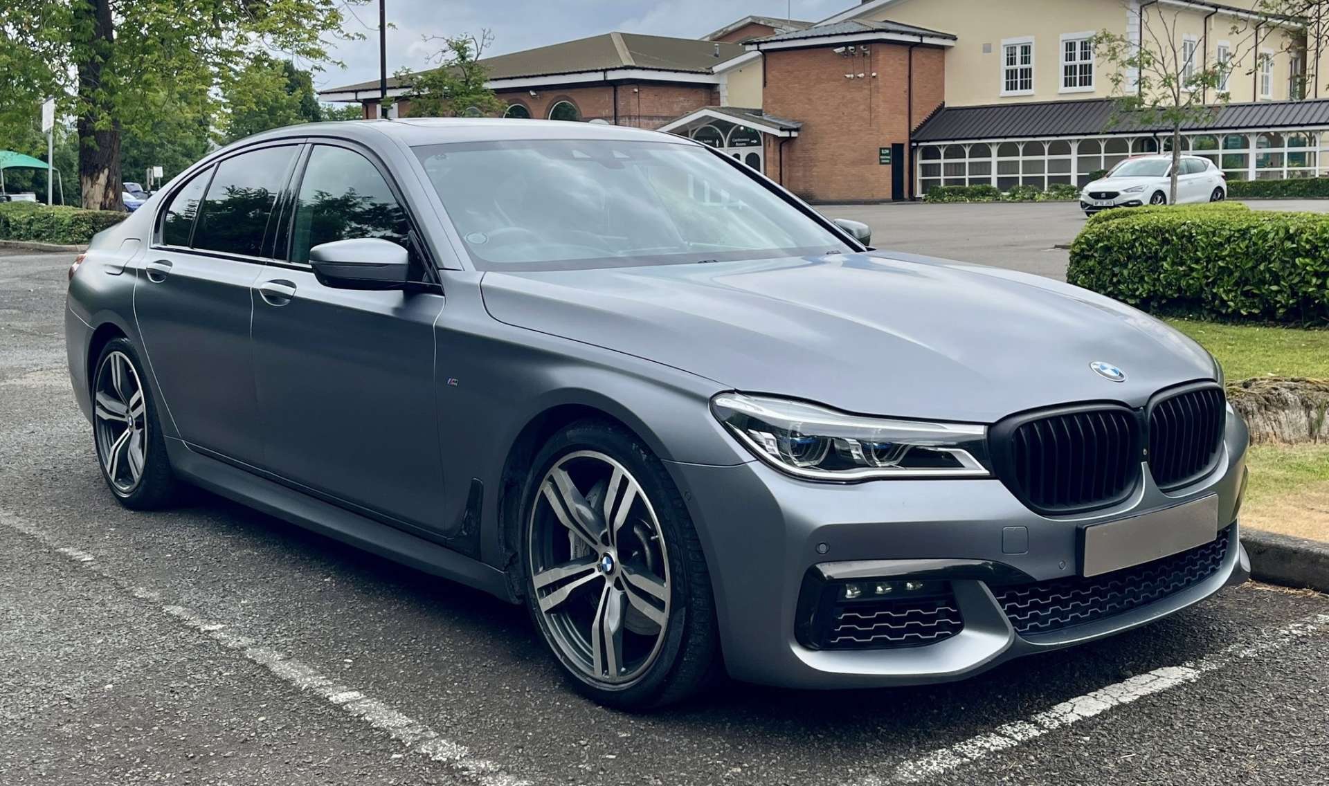 BMW 7 SERIES 4.4 750i M Sport Auto 4dr #0