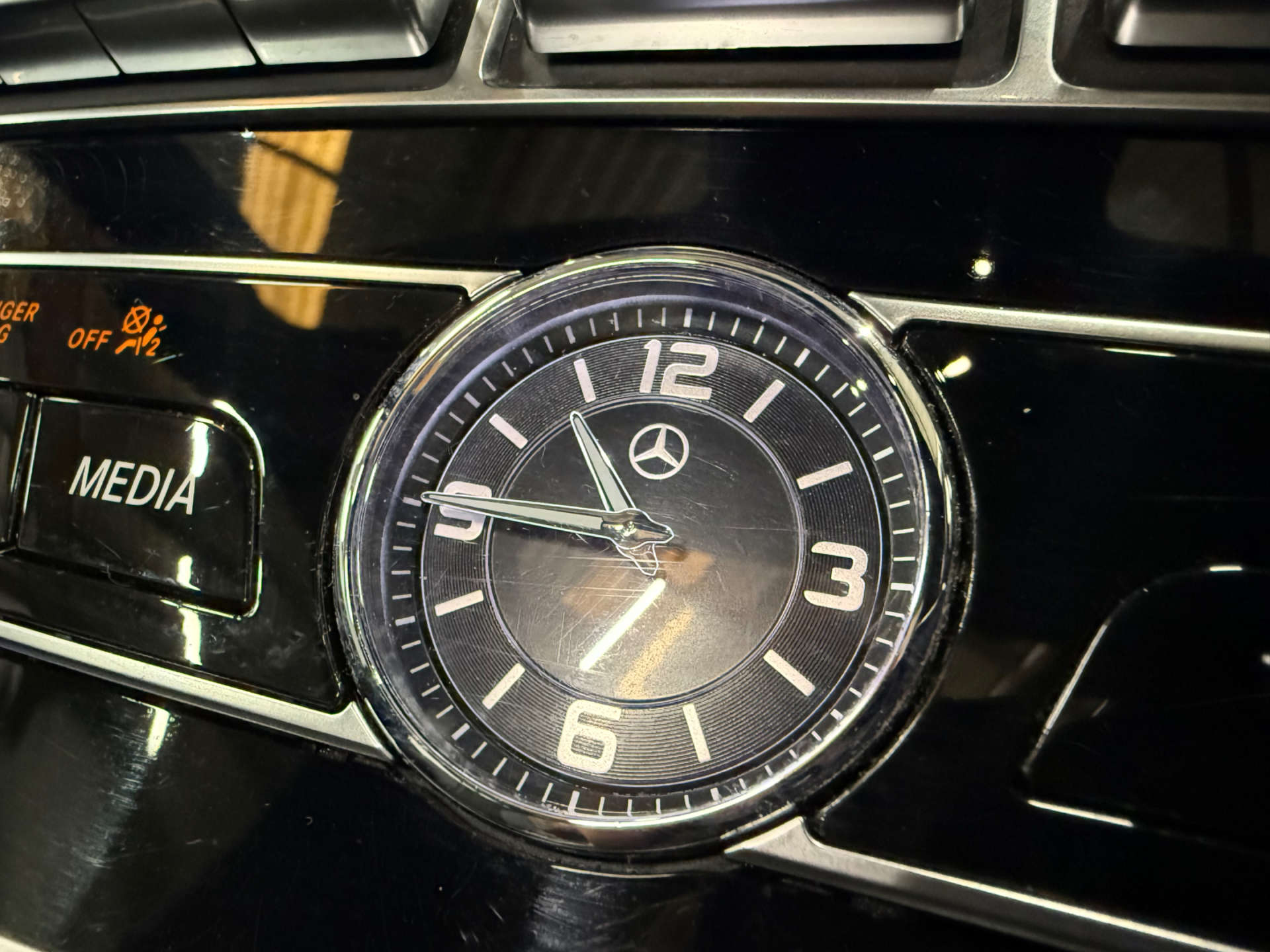 Mercedes-Benz E-CLASS 2.0 E 220 D AMG Line Premium+ Auto 5dr #33