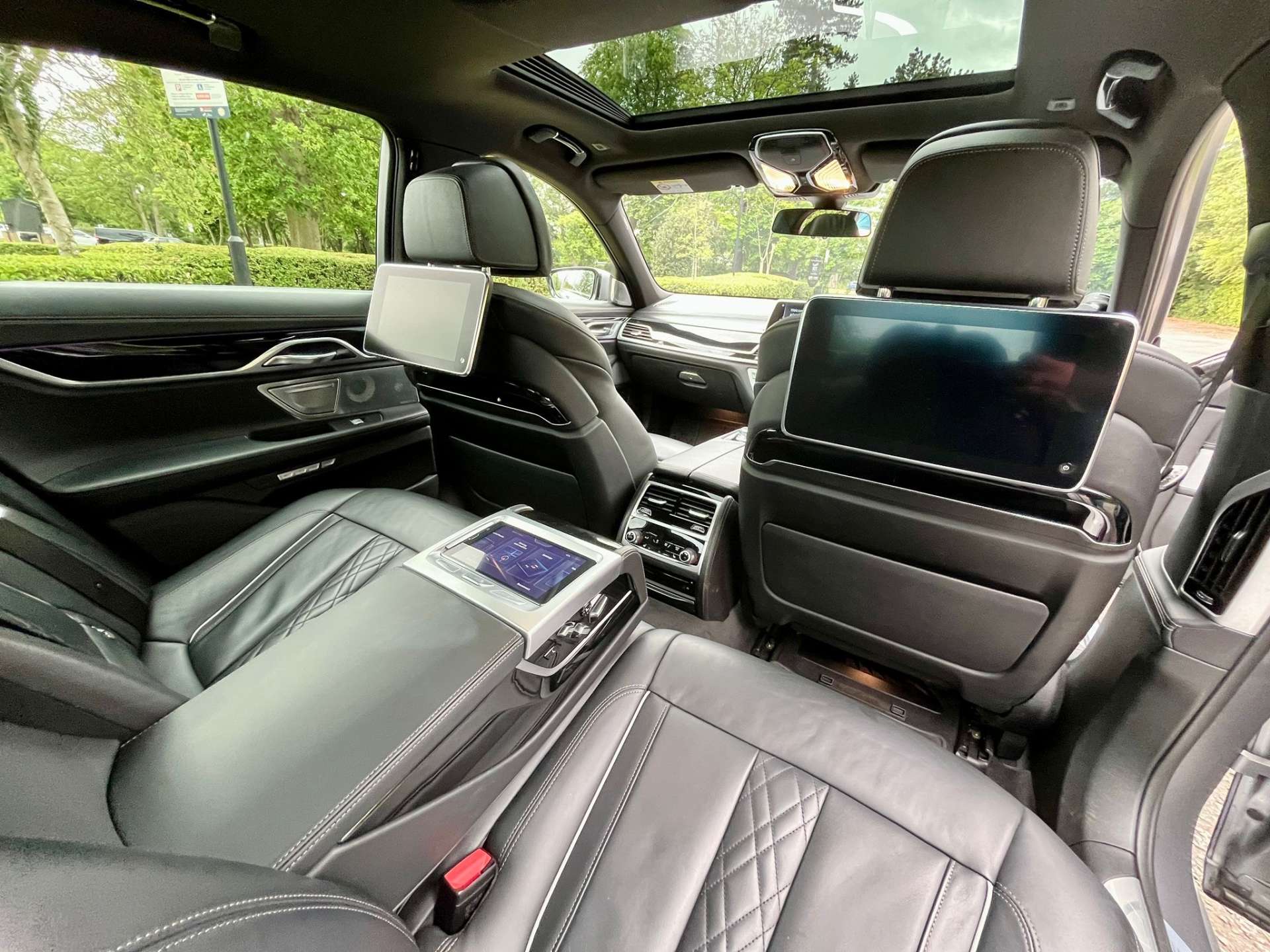 BMW 7 SERIES 4.4 750i M Sport Auto 4dr #6