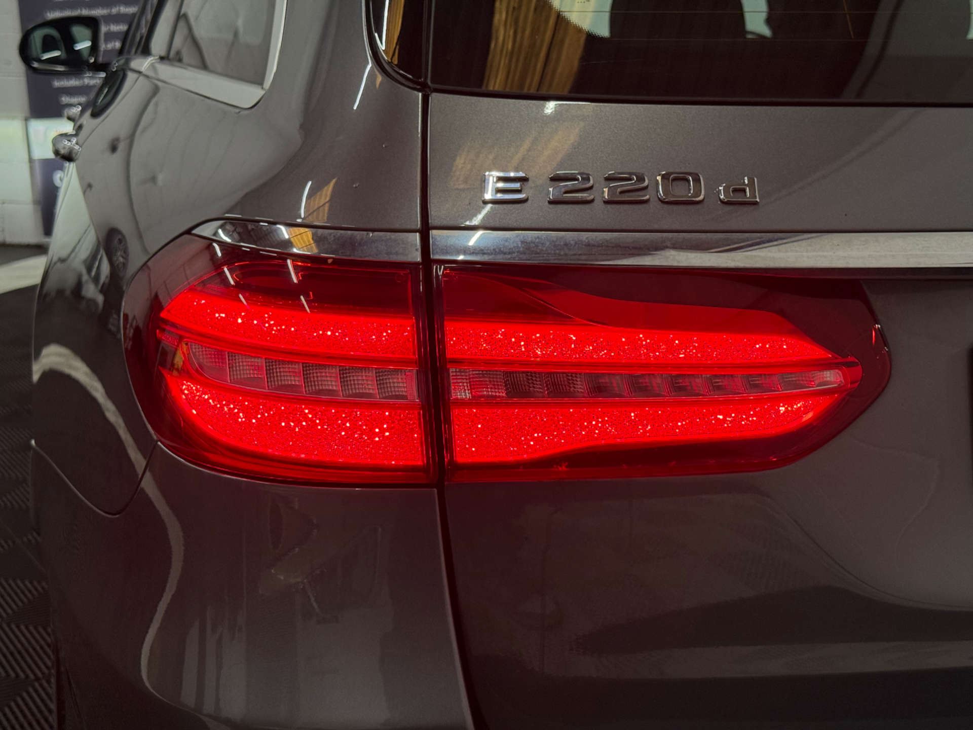 Mercedes-Benz E-CLASS 2.0 E 220 D AMG Line Premium+ Auto 5dr #53