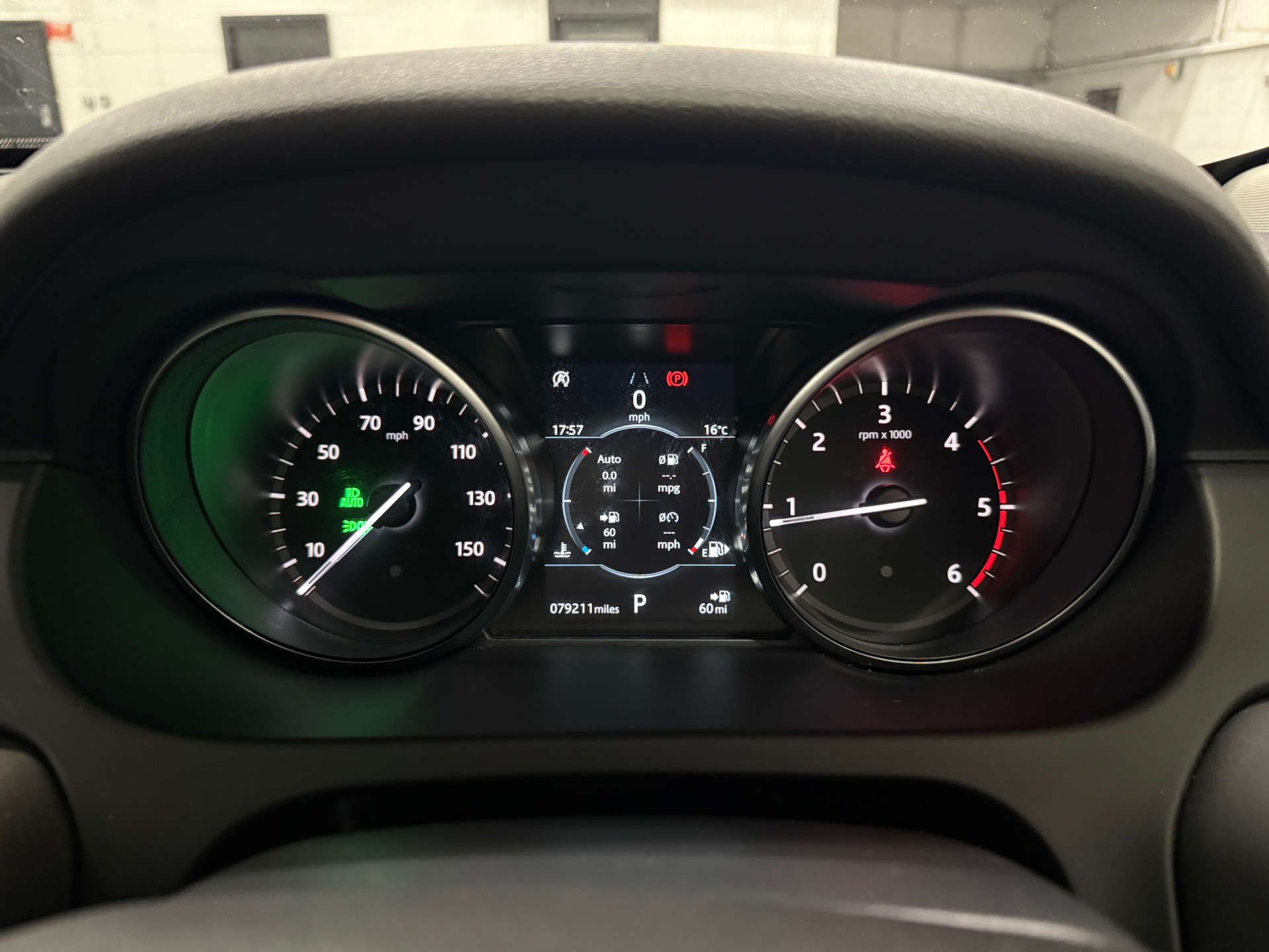 Land Rover DISCOVERY SPORT 2.0 Discovery Sport Black HSE TD4 Auto 4WD 5dr #20