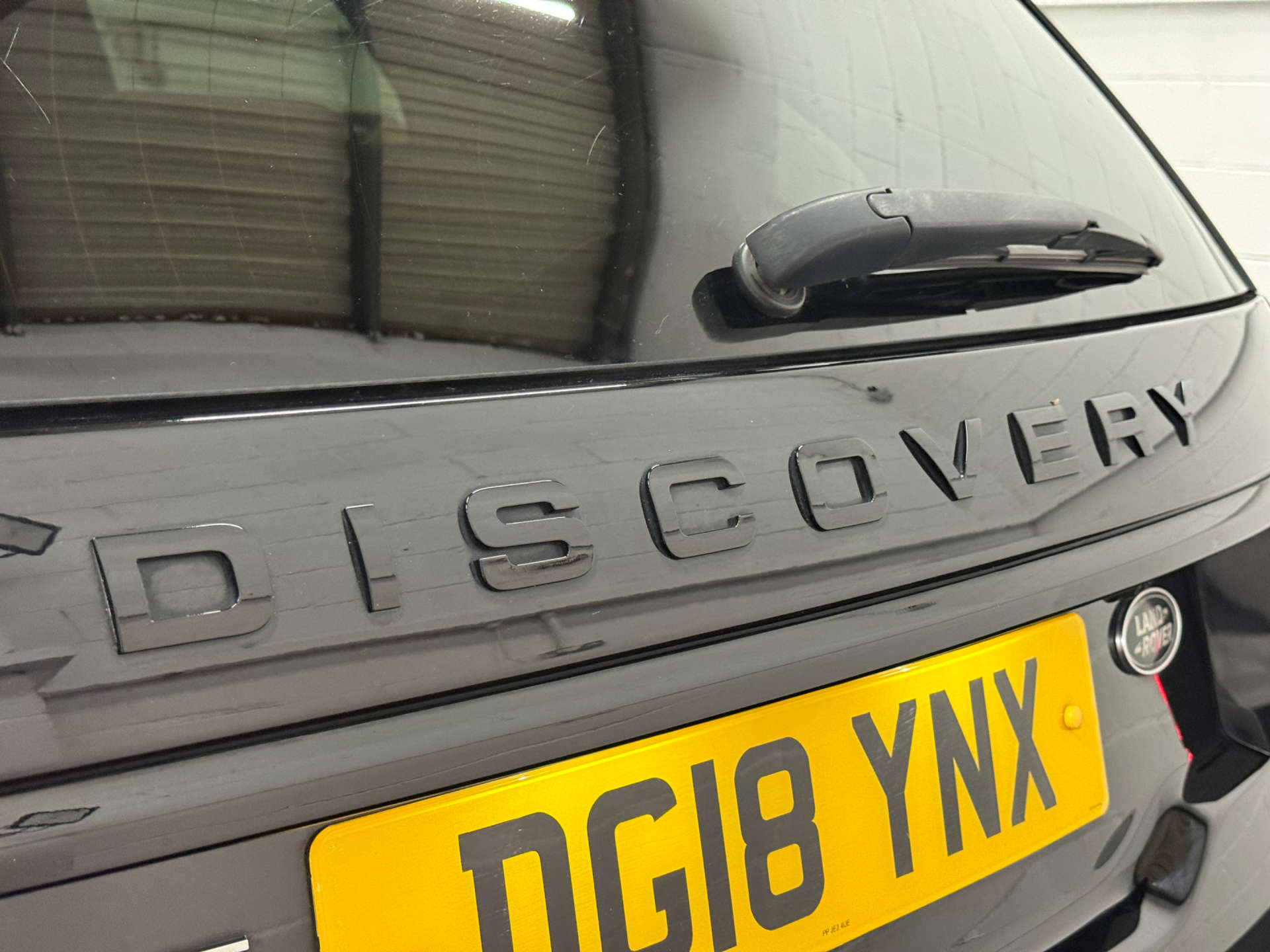 Land Rover DISCOVERY SPORT 2.0 Discovery Sport Black HSE TD4 Auto 4WD 5dr #47