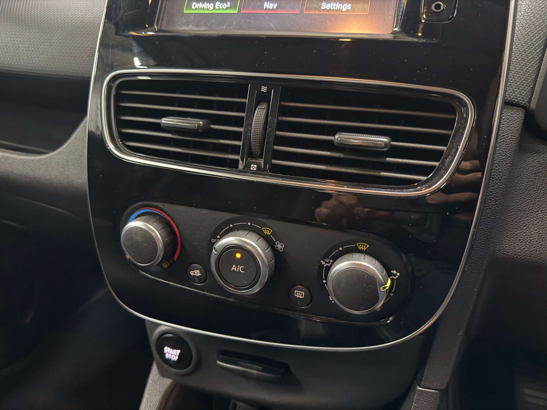 Renault CLIO 0.9 Clio Dynamique Nav TCe 5dr #22