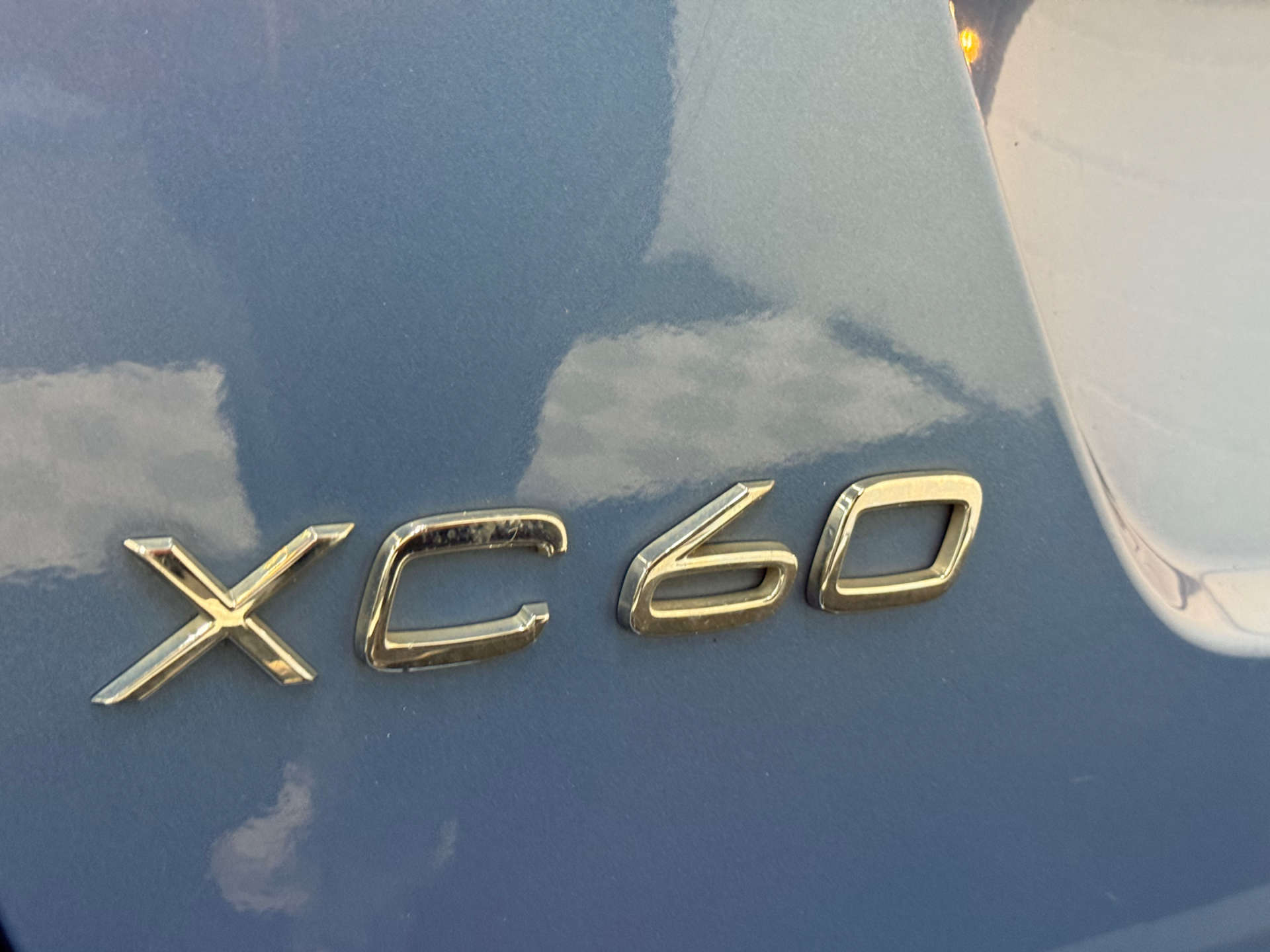 Volvo XC60 2.4 XC60 R-Design Luxury Nav D5 AWD Auto 4WD 5dr #46