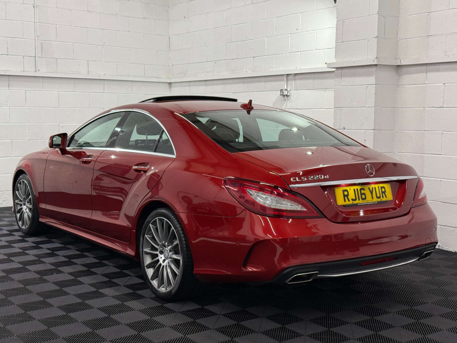 Mercedes-Benz CLS 2.1 CLS 220 D AMG Line Premium+ Auto 4dr #4