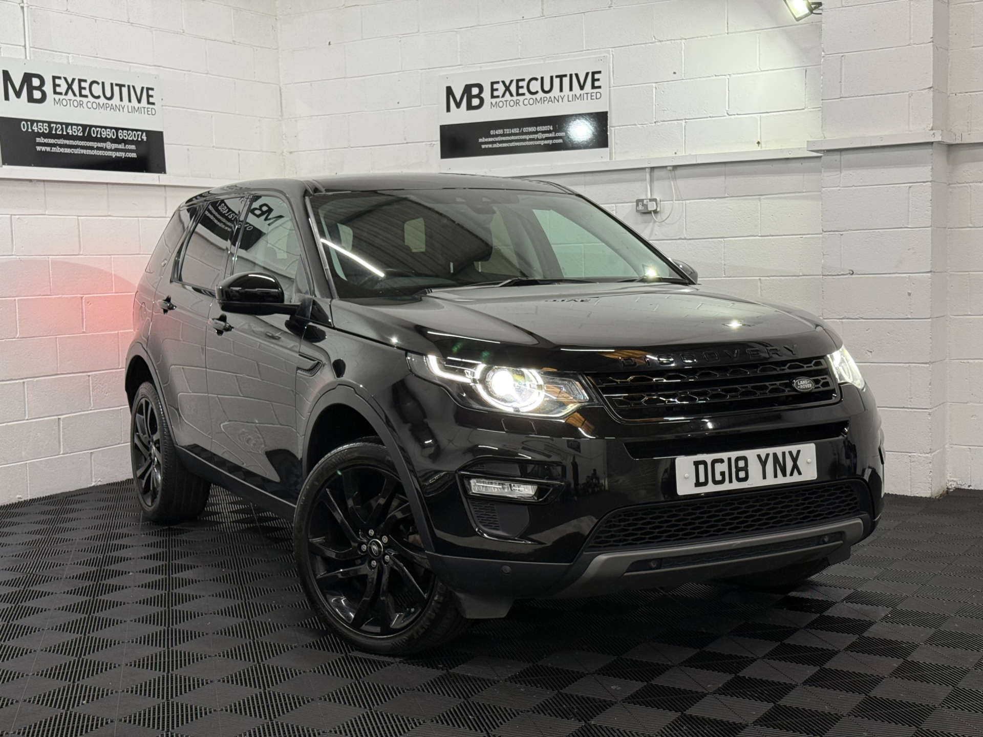 Land Rover DISCOVERY SPORT 2.0 Discovery Sport Black HSE TD4 Auto 4WD 5dr #0