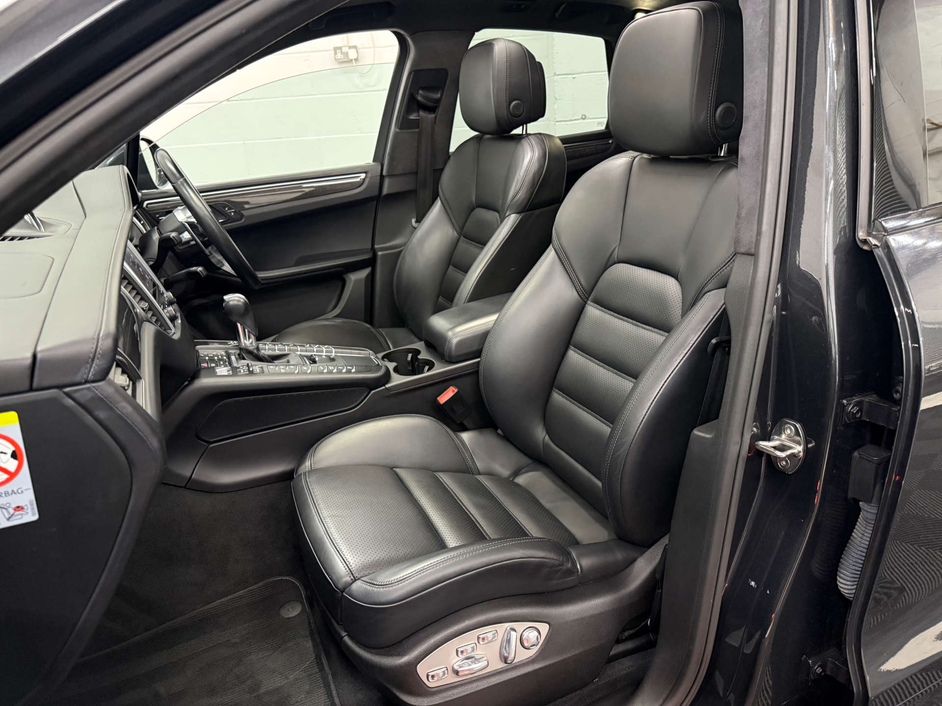 PORSCHE MACAN 3.6 Macan T Semi-Auto 4WD 5dr #13