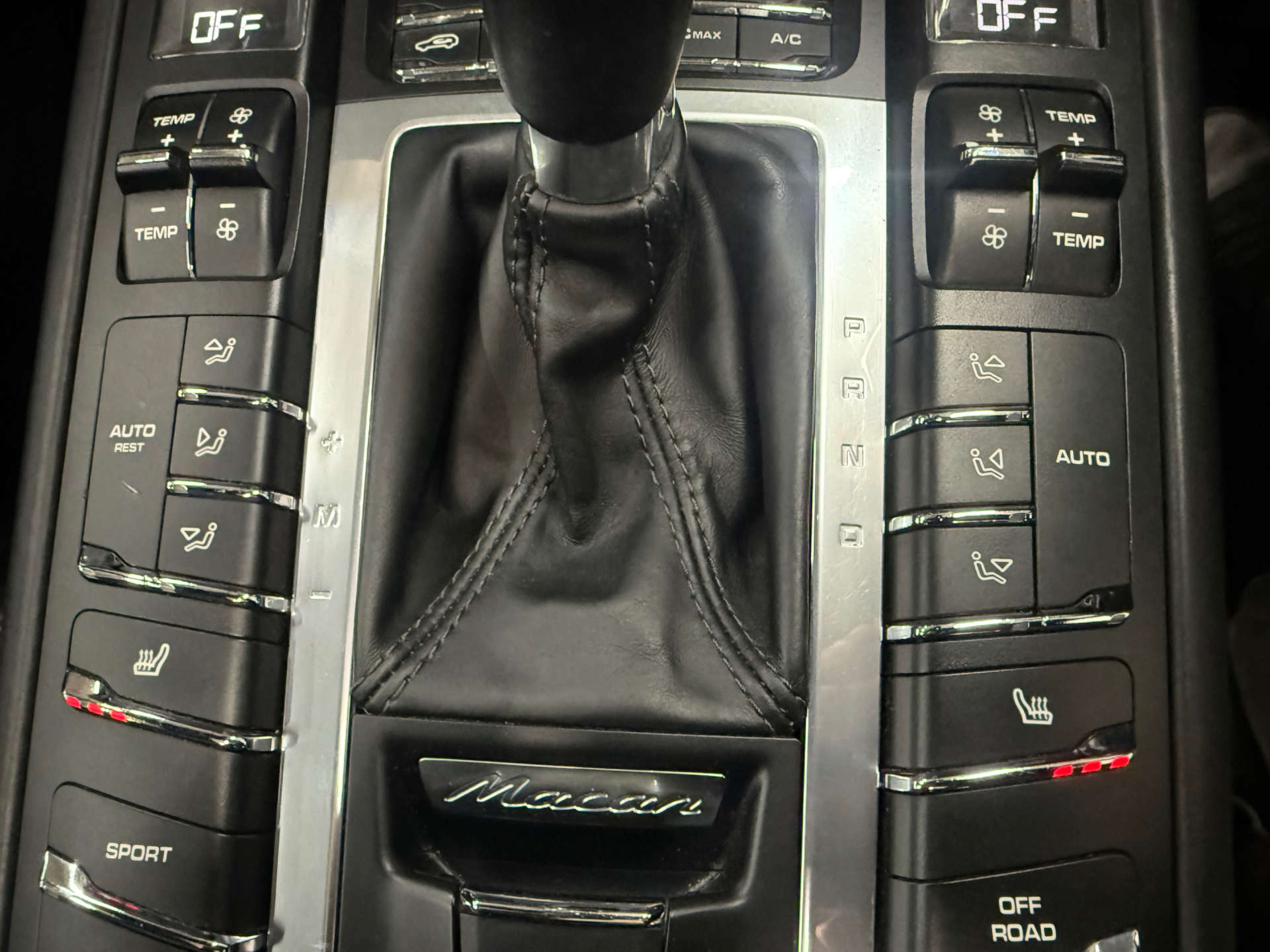 PORSCHE MACAN 3.6 Macan T Semi-Auto 4WD 5dr #28