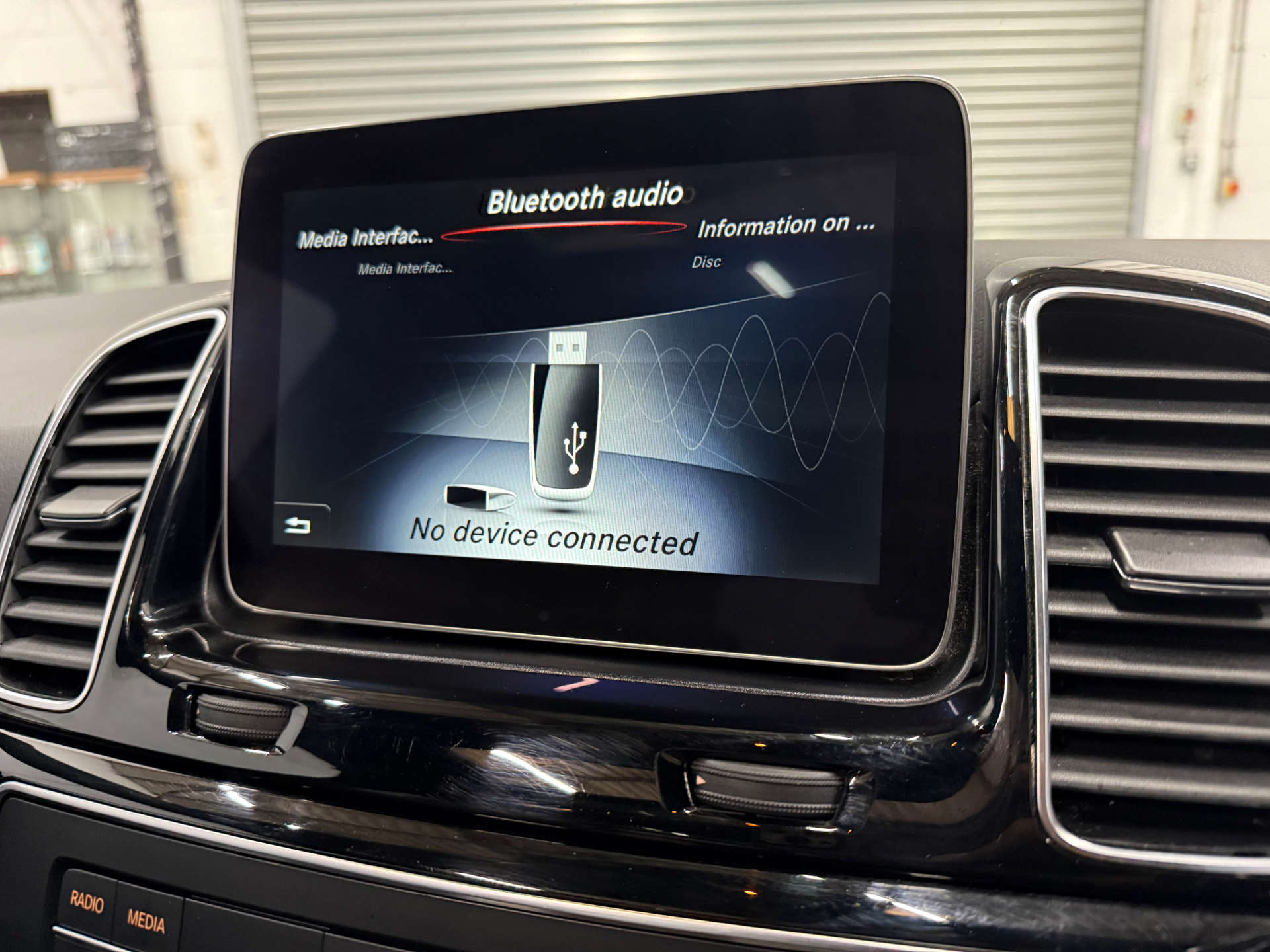 Mercedes-Benz GLE 2.1 GLE 250 AMG Night Edition Premium+ D 4Matic Auto 4WD 5dr #23