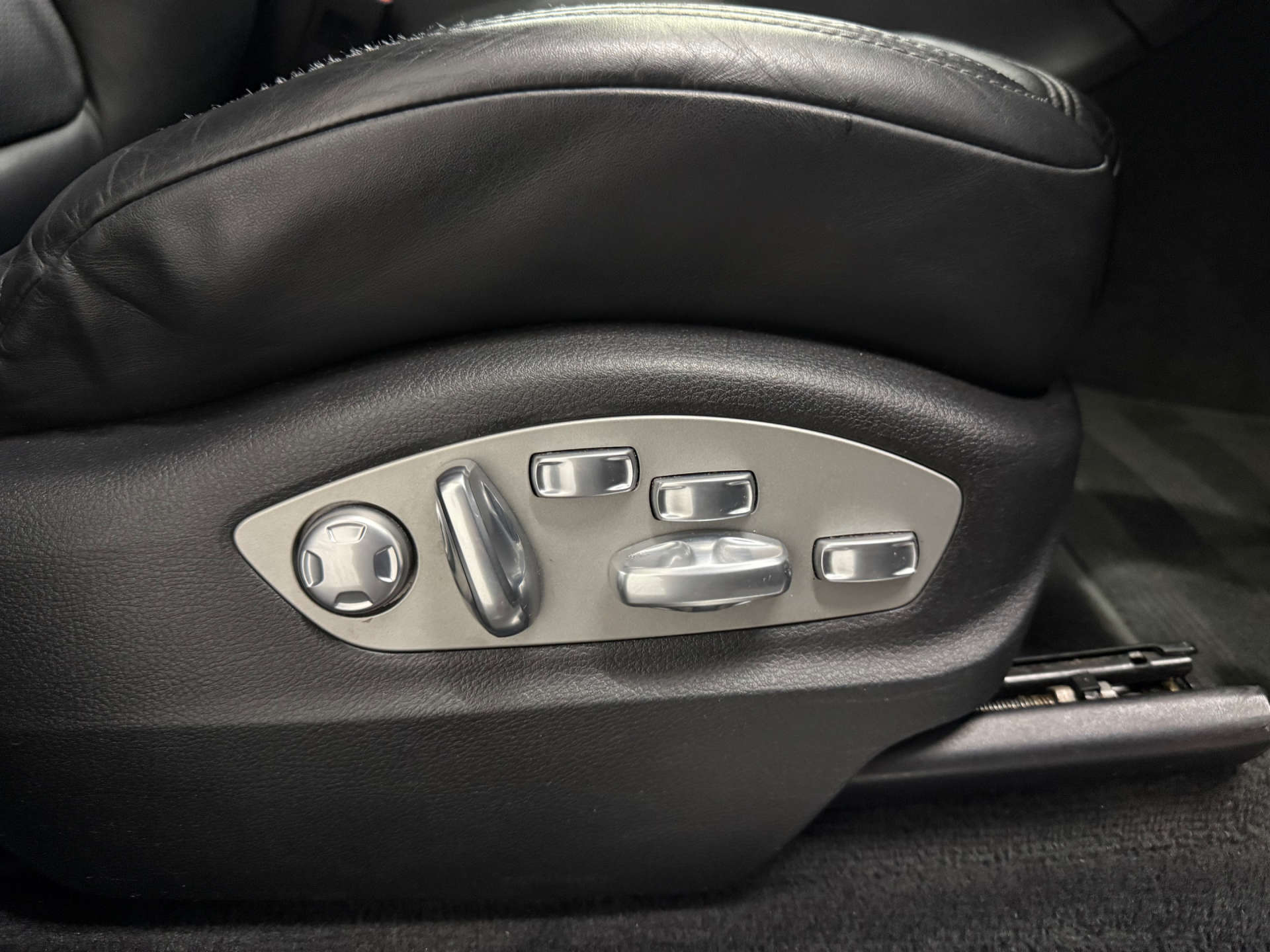 PORSCHE MACAN 3.6 Macan T Semi-Auto 4WD 5dr #40